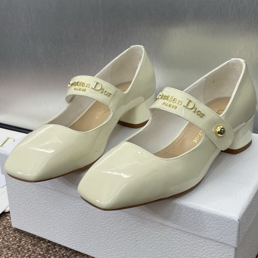 DIOR MEDIUM 35 MM HEEL PUMP IN WHITE PATENT CALFSKIN