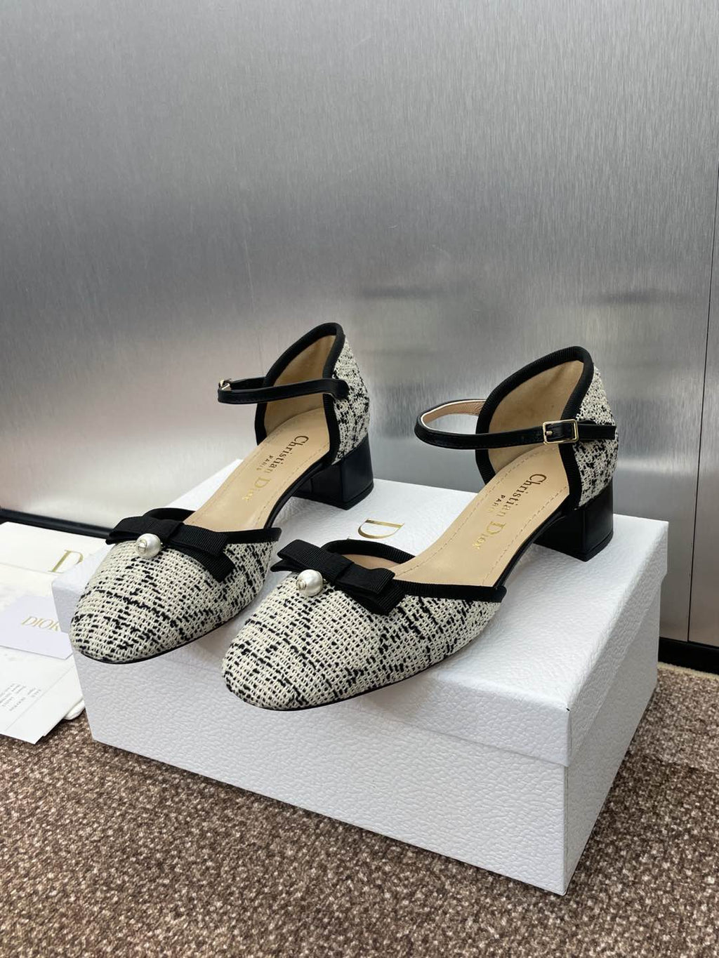 DIOR BALLET SLINGBACK PUMP IN WHITE MIX BLACK EMBROIDERED CANNAGE TWEED 35 MM