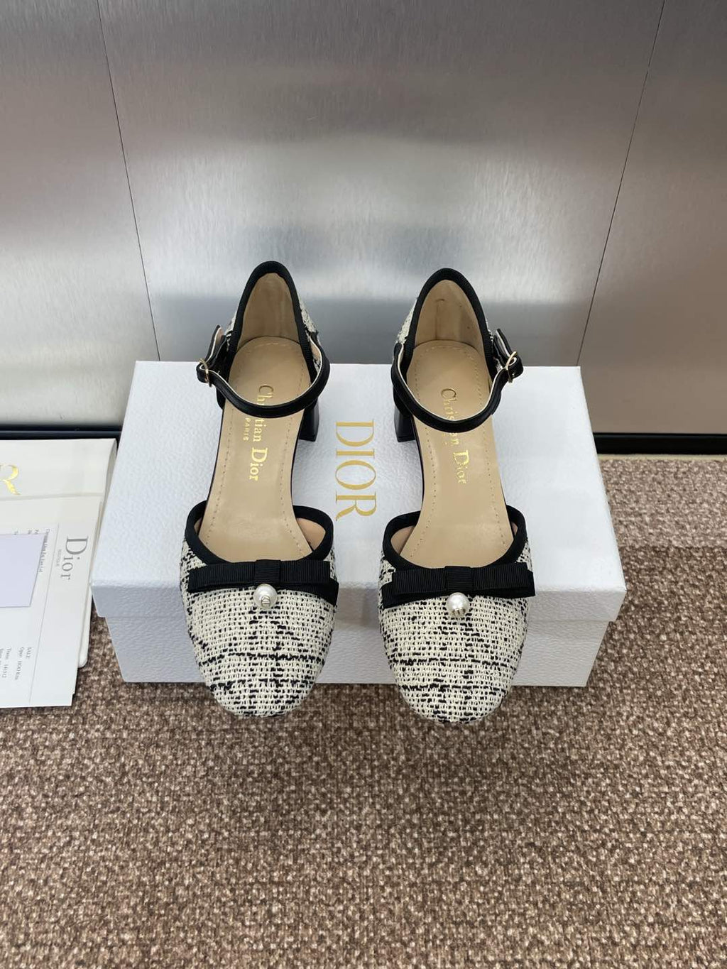 DIOR BALLET SLINGBACK PUMP IN WHITE MIX BLACK EMBROIDERED CANNAGE TWEED 35 MM