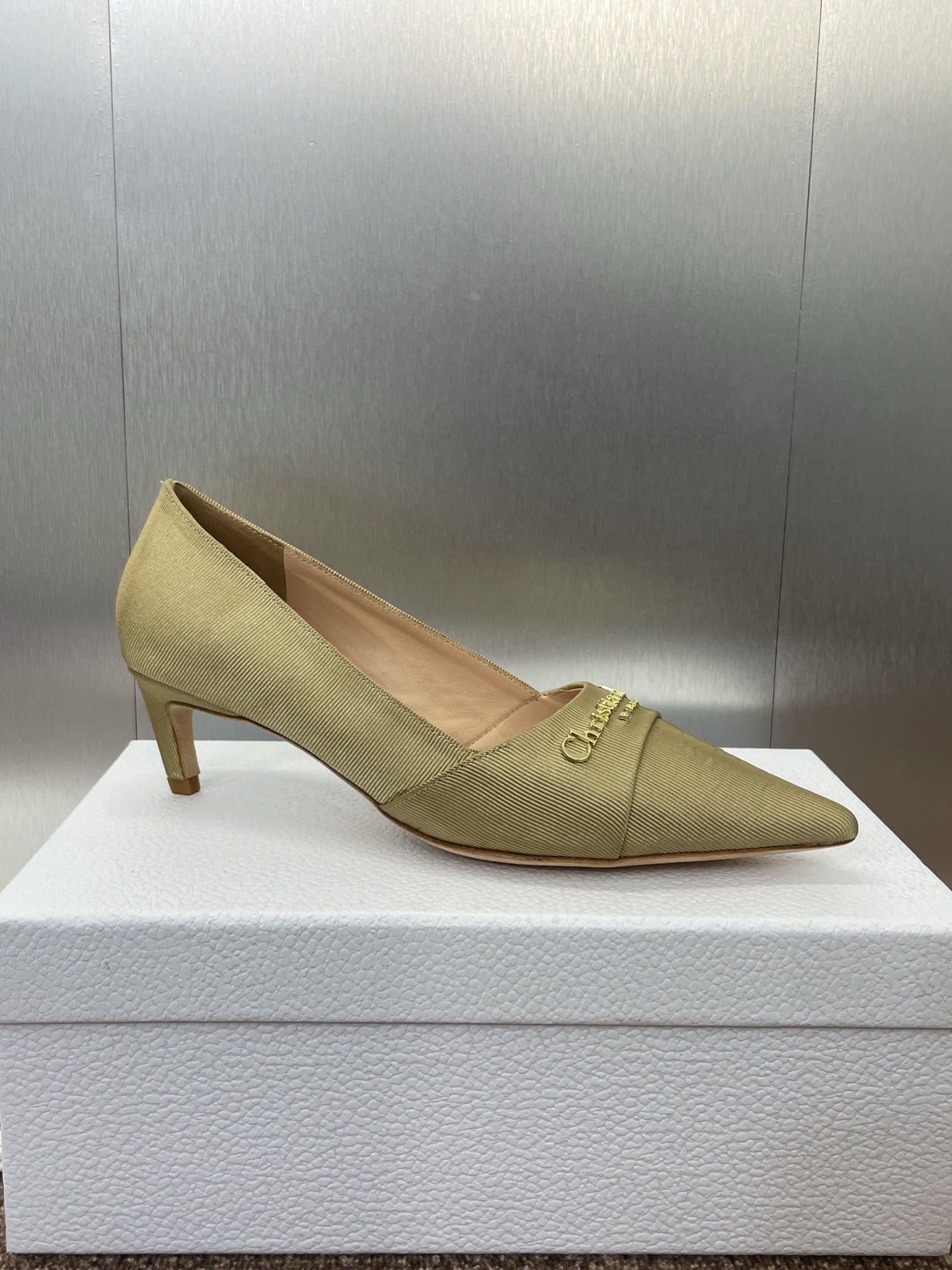 DIOR MY DD 25S HIGH HEEL 55MM IN KHAKI GOLD FABRIC GOLD LOGO