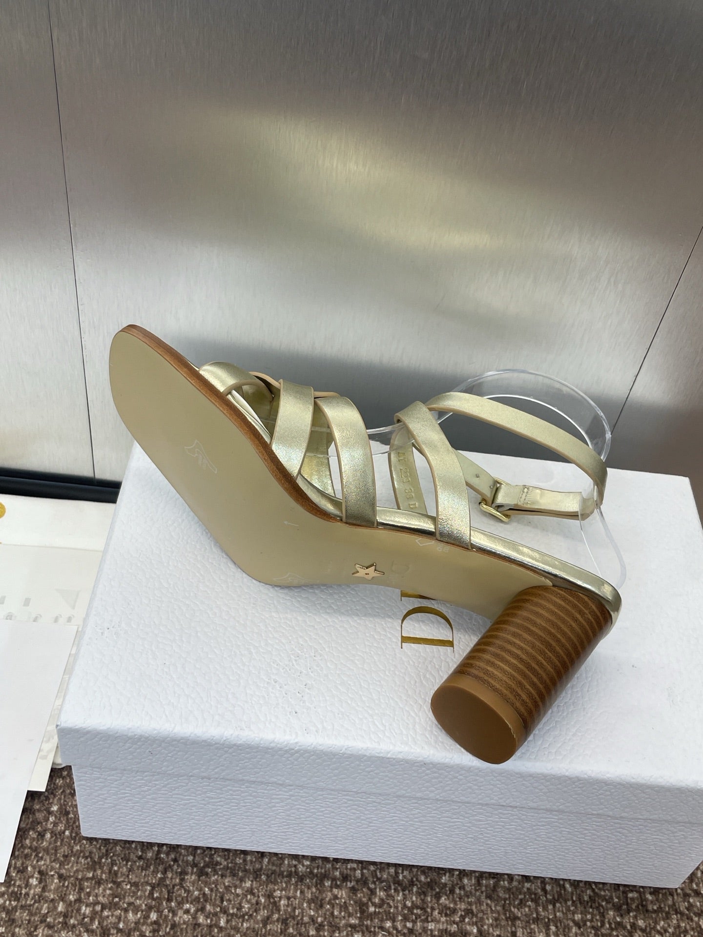 DIOR D-CLUB HIGH HEEL SLIDE 25S 80MM IN GOLD GLOSSY CALFSKIN
