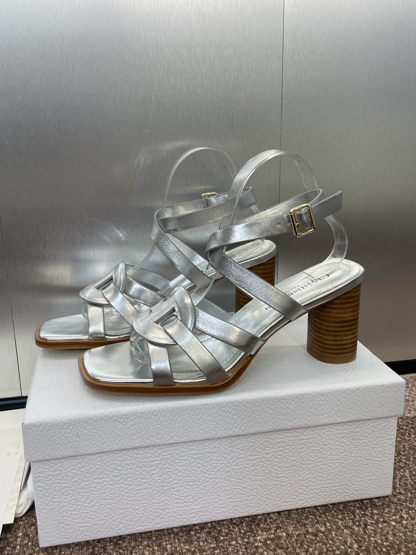 DIOR D-CLUB HIGH HEEL SLIDE 25S 80MM IN SILVER GLOSSY CALFSKIN