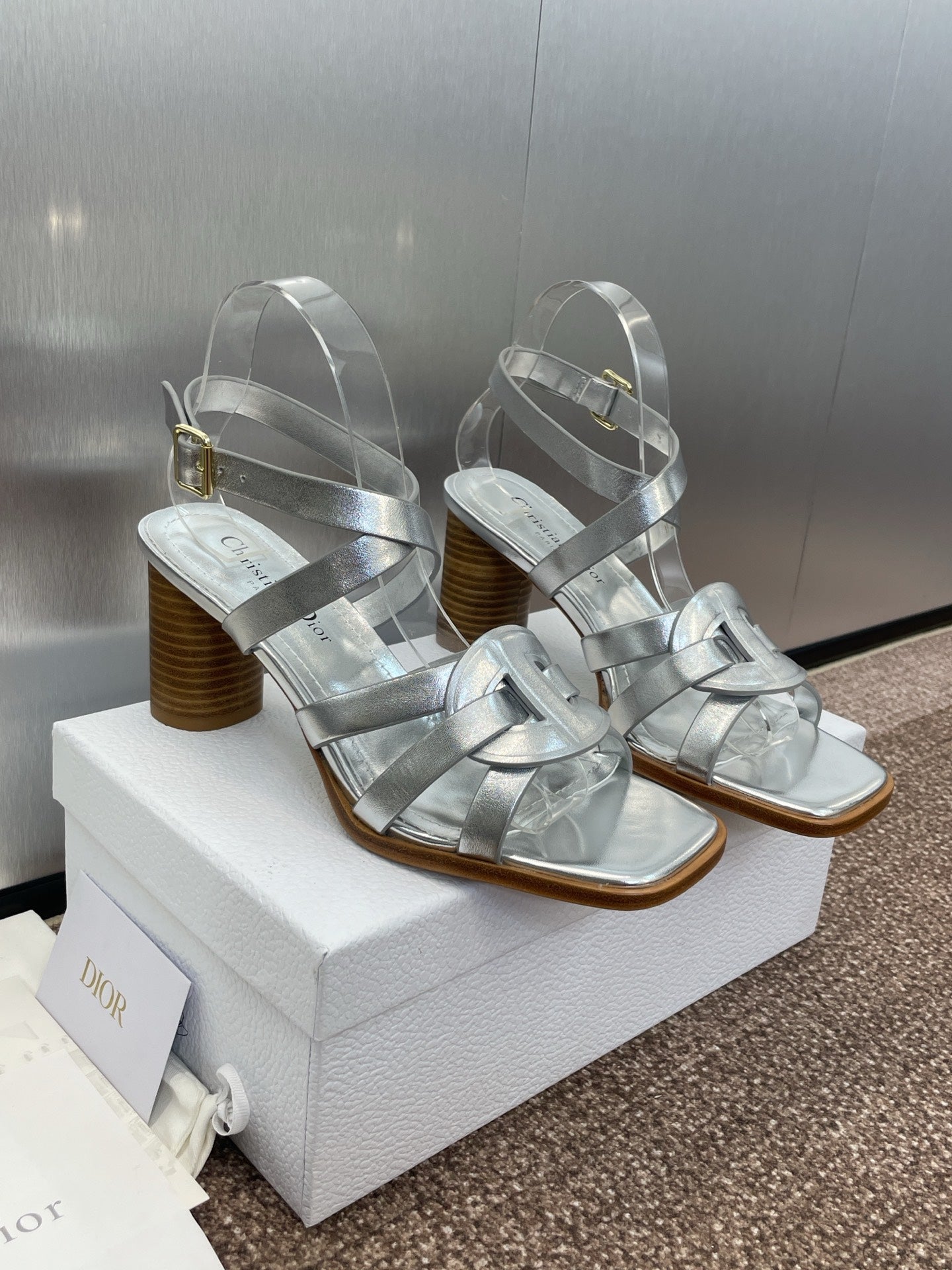 DIOR D-CLUB HIGH HEEL SLIDE 25S 80MM IN SILVER GLOSSY CALFSKIN