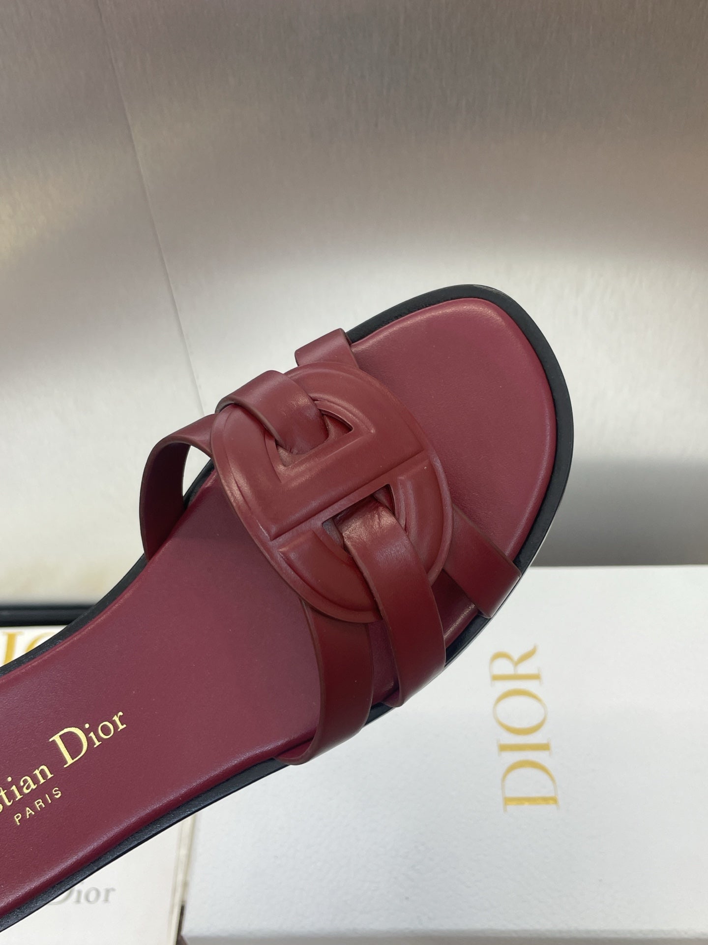 DIOR D-CLUB SLIDE SANDAL 25S IN BURGUNDY RED CALFSKIN