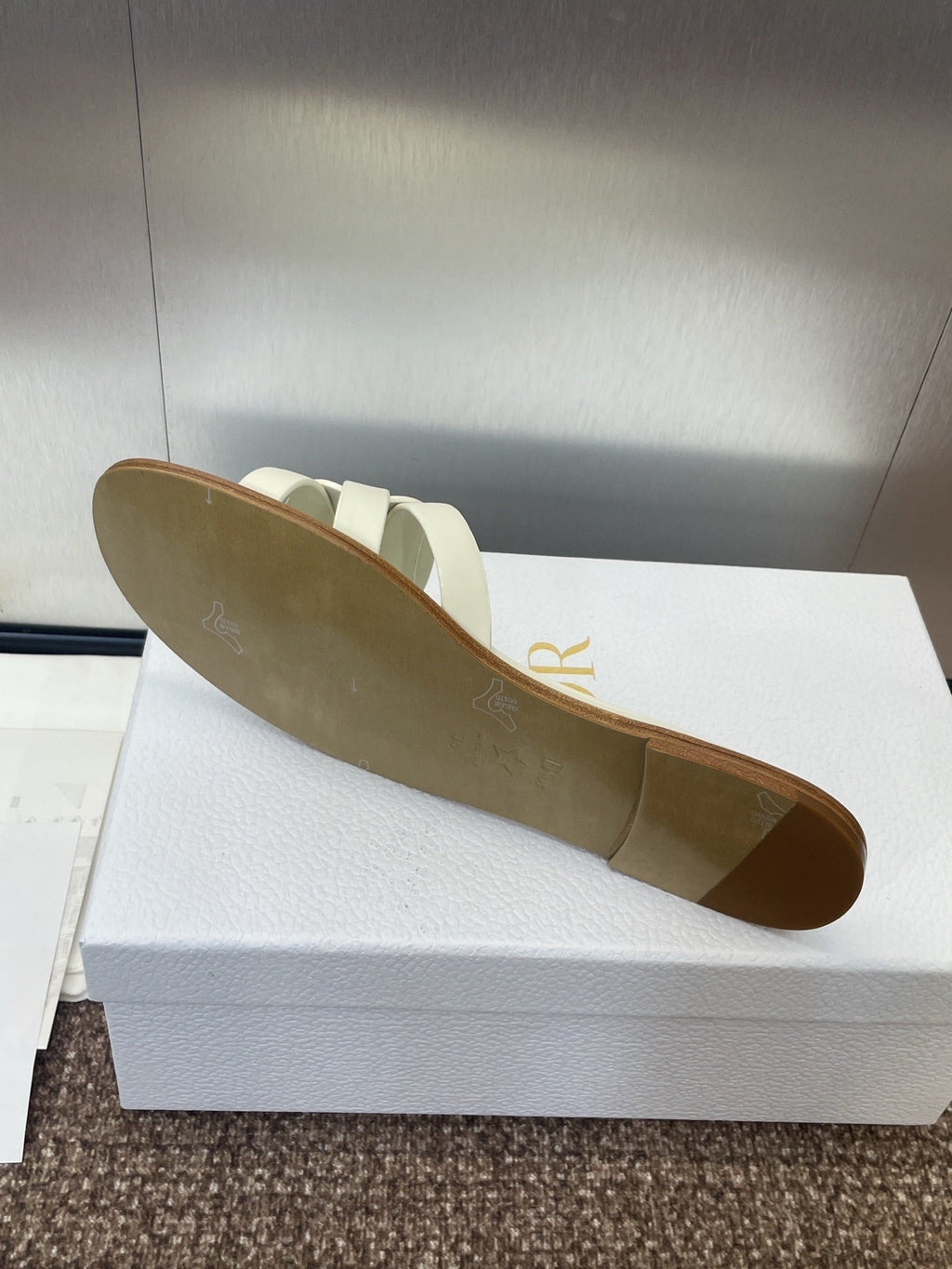 DIOR D-CLUB SLIDE SANDAL 25S IN WHITE CALFSKIN
