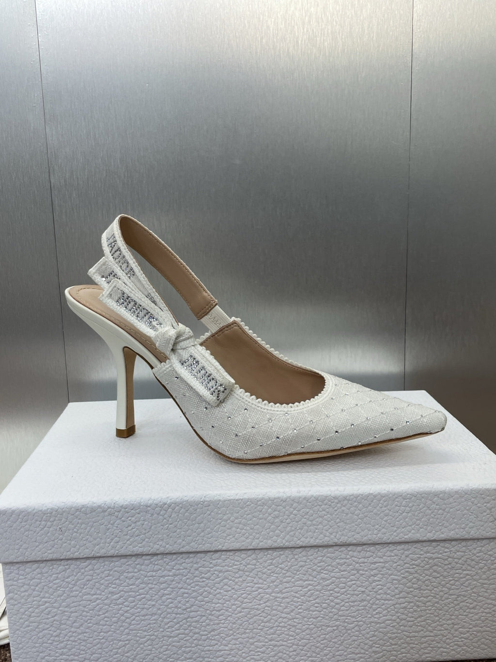 DIOR J'A SLINGBACK 25S PUMP 95MM IN WHITE FABRIC EMBOSSED CRYSTAL
