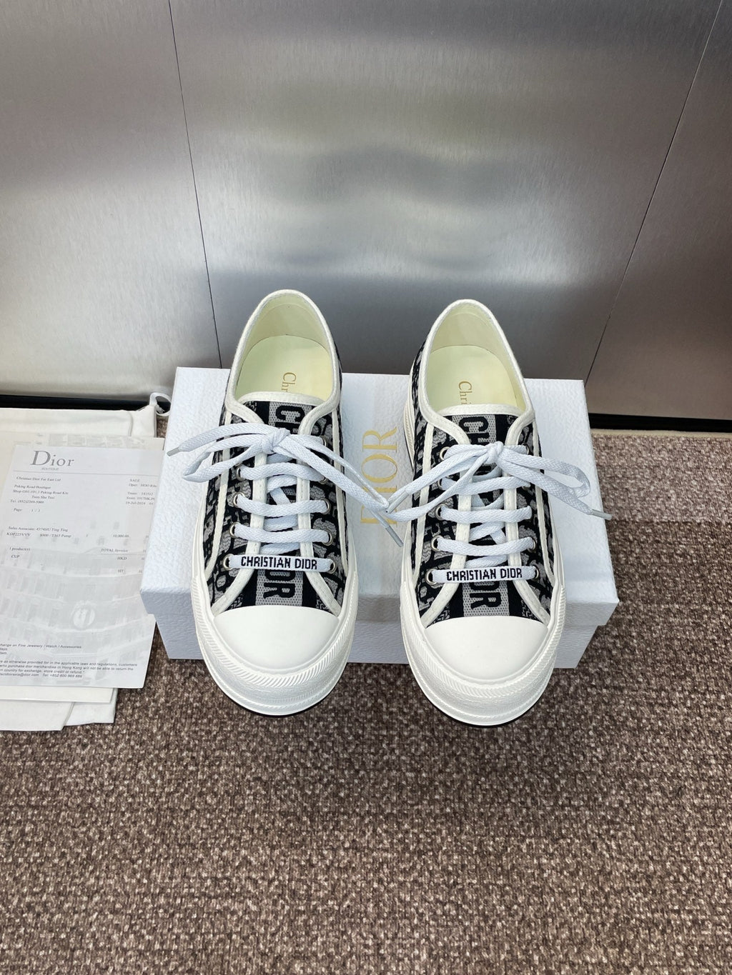 DIOR 25S WALK'N' SNEAKER IN DARK GREY  OBLIQUE EMBROIDERED COTTON