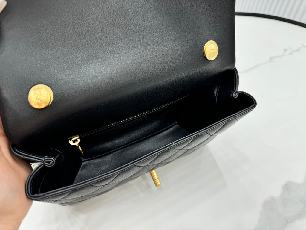 CHANEL 25S FLAP BAG 23 CM IN BLACK LAMBSKIN WITH PEARL TOP HANDLE