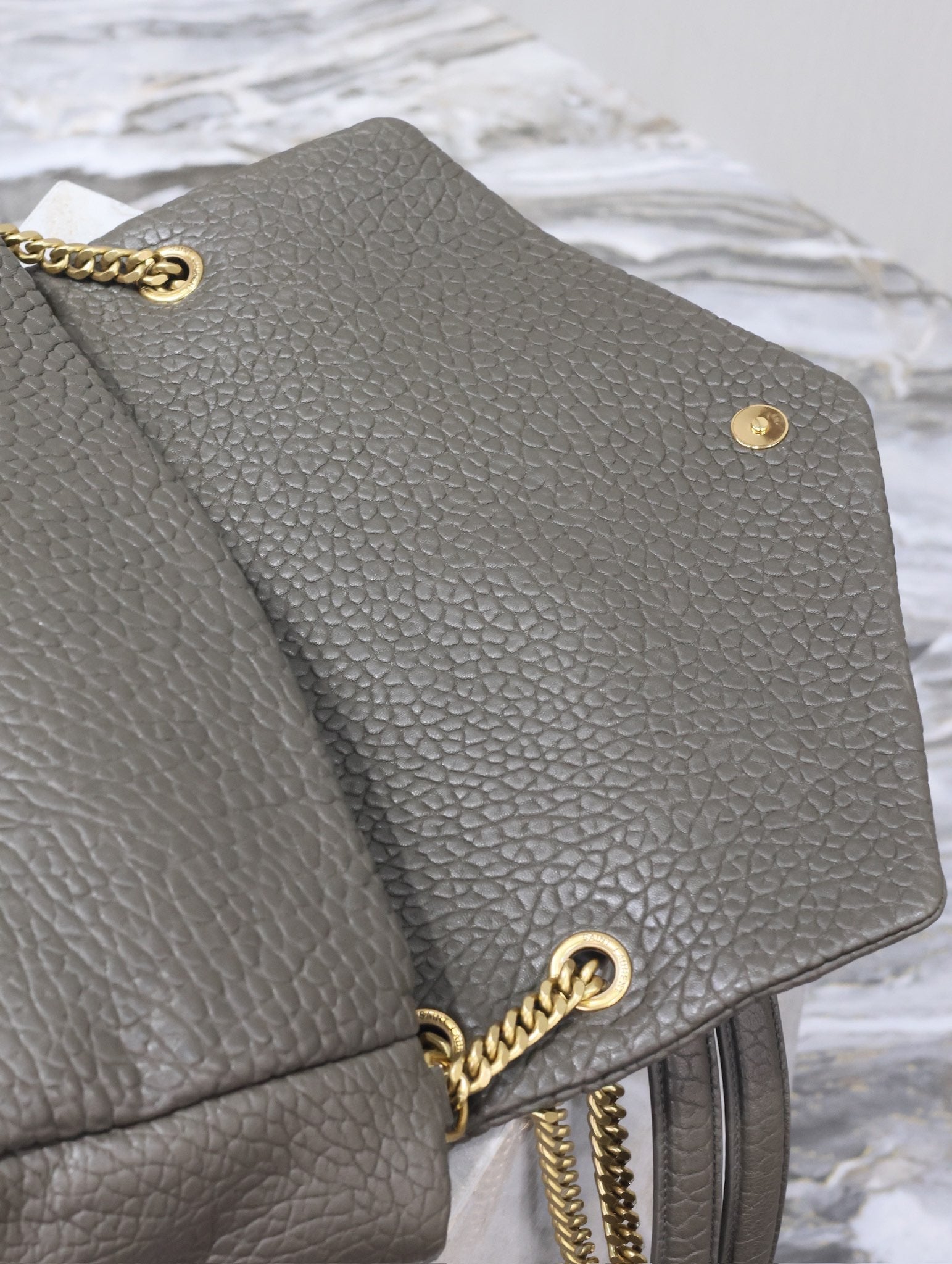 YSL 25S CALYPSO BAG 38 IN ARMY GREEN GRAINED LAMBSKIN GOLD HARDWARE