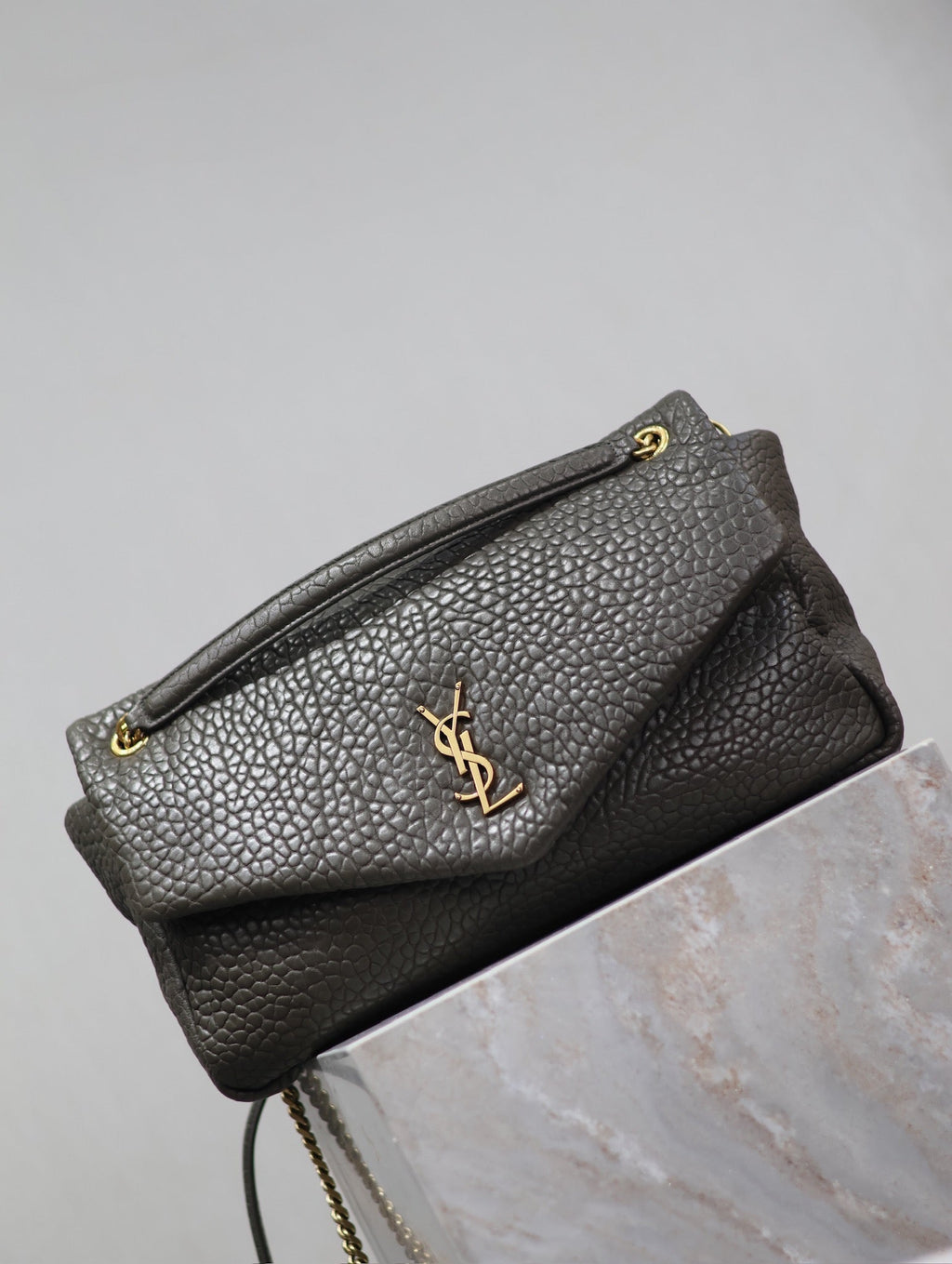 YSL 25S CALYPSO BAG 38 IN ARMY GREEN GRAINED LAMBSKIN GOLD HARDWARE
