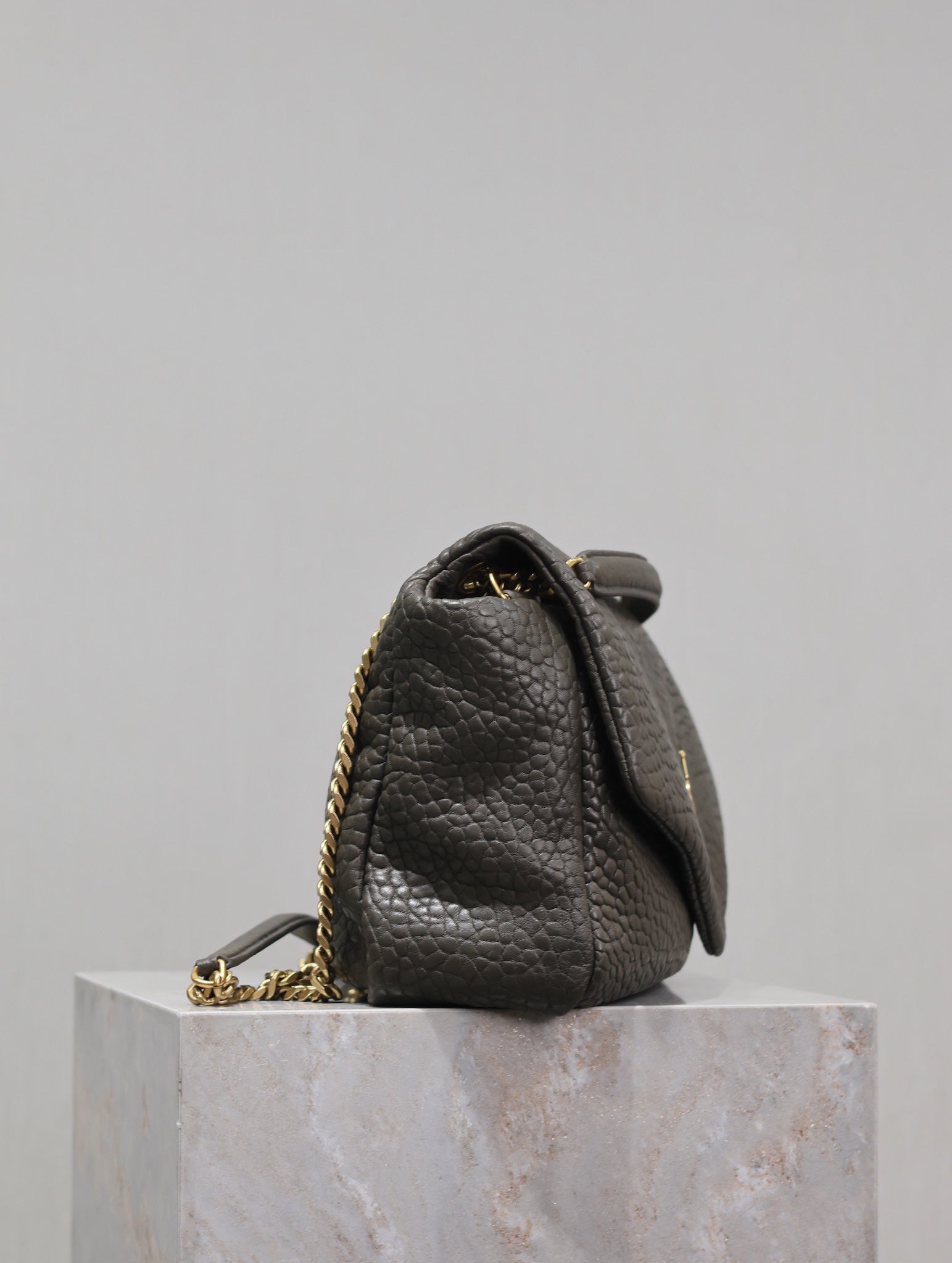 YSL 25S CALYPSO BAG 38 IN ARMY GREEN GRAINED LAMBSKIN GOLD HARDWRE