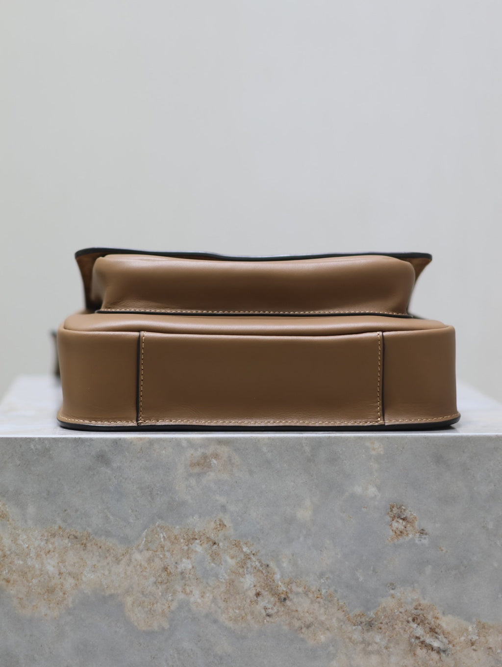 YSL 25S NIKI BABY 22 IN BROWN CALFSKIN GOLD HARDWRE