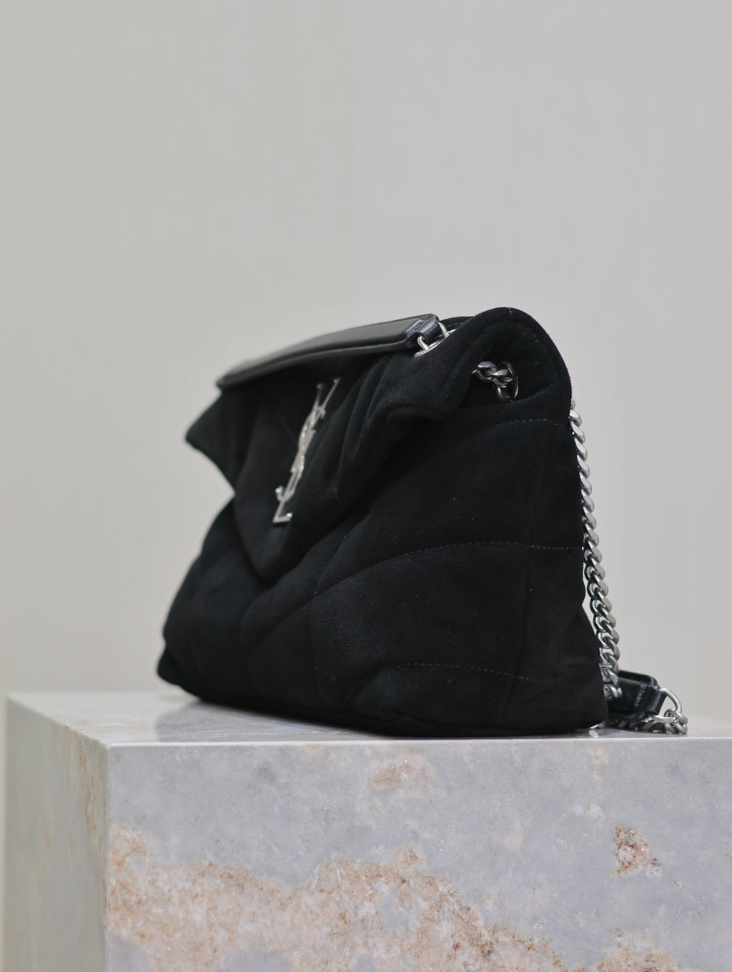 YSL 25S LOULOU PUFFER MM 29 IN BLACK SUEDE SILVER HARDWARE