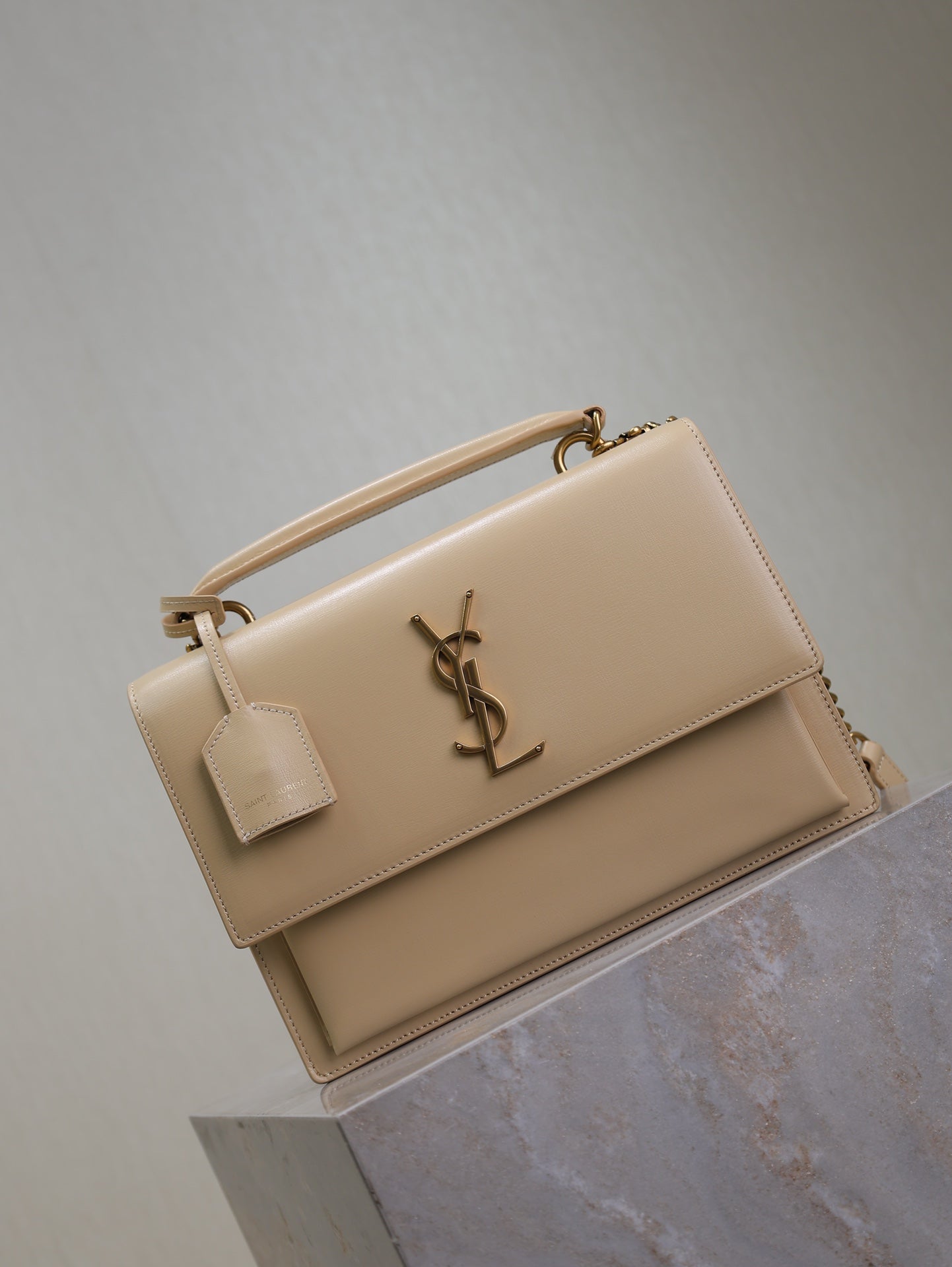 YSL 25S SUNSET MM 25 IN NUDE CALFSKIN GOLD HARDWRE