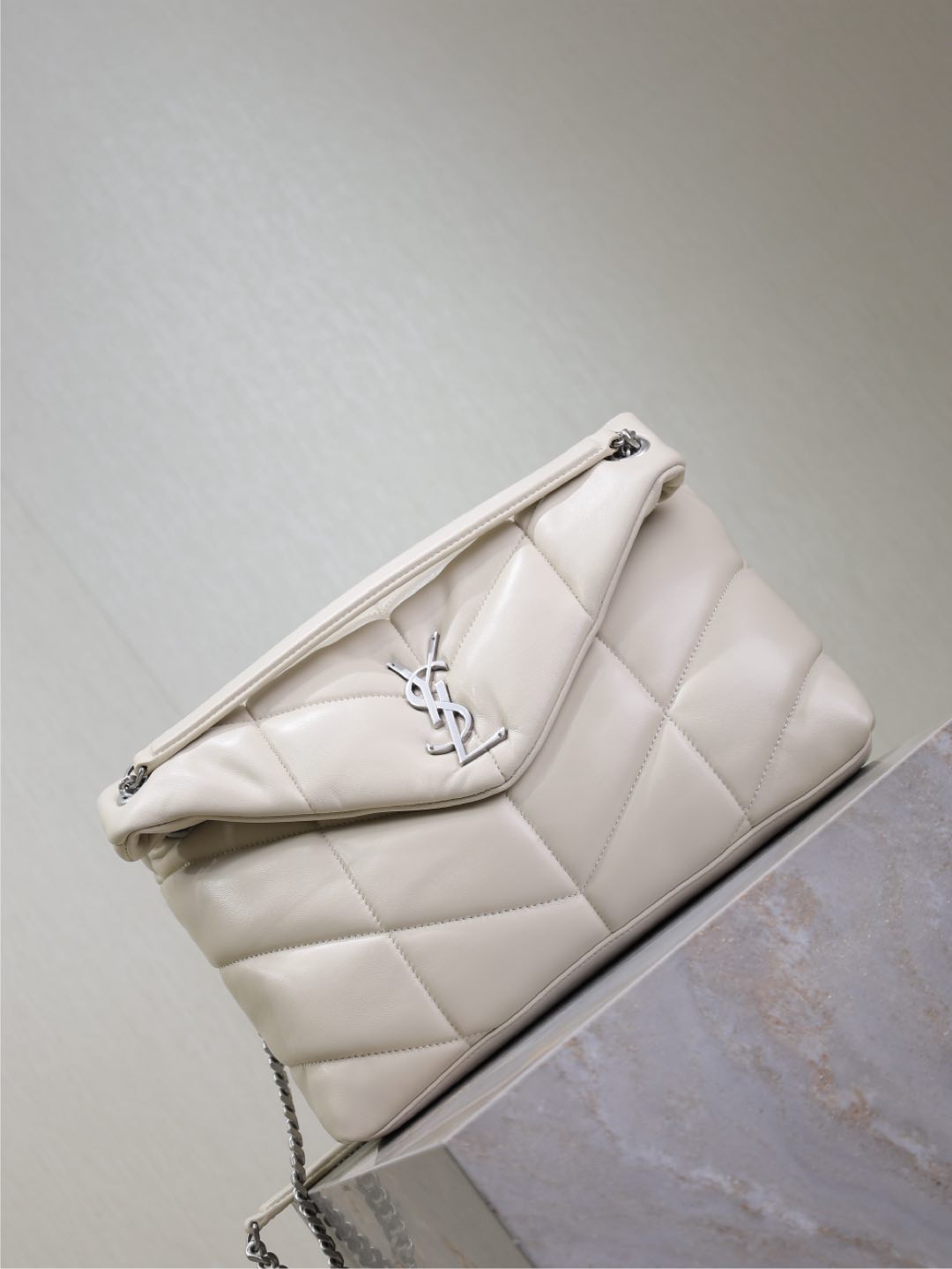 YSL 25S LOULOU PUFFER GM 35 IN SMOKEY TAUPE CALFSKIN SILVER HARDWRE