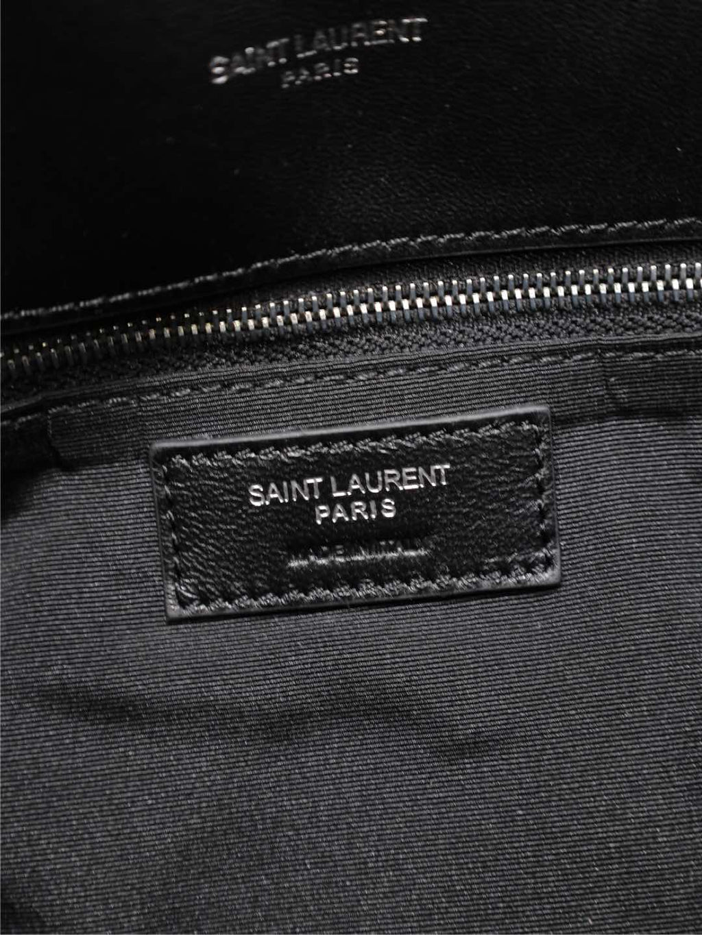 YSL 25S LOULOU PUFFER GM 35 IN BLACK CALFSKIN SILVER HARDWARE