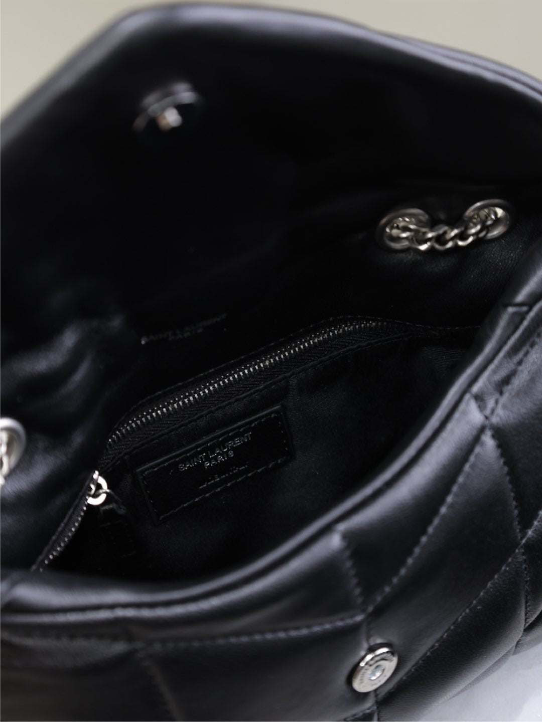 YSL 25S LOULOU PUFFER MINI 23 IN BLACK CALFSKIN SILVER HARDWRE