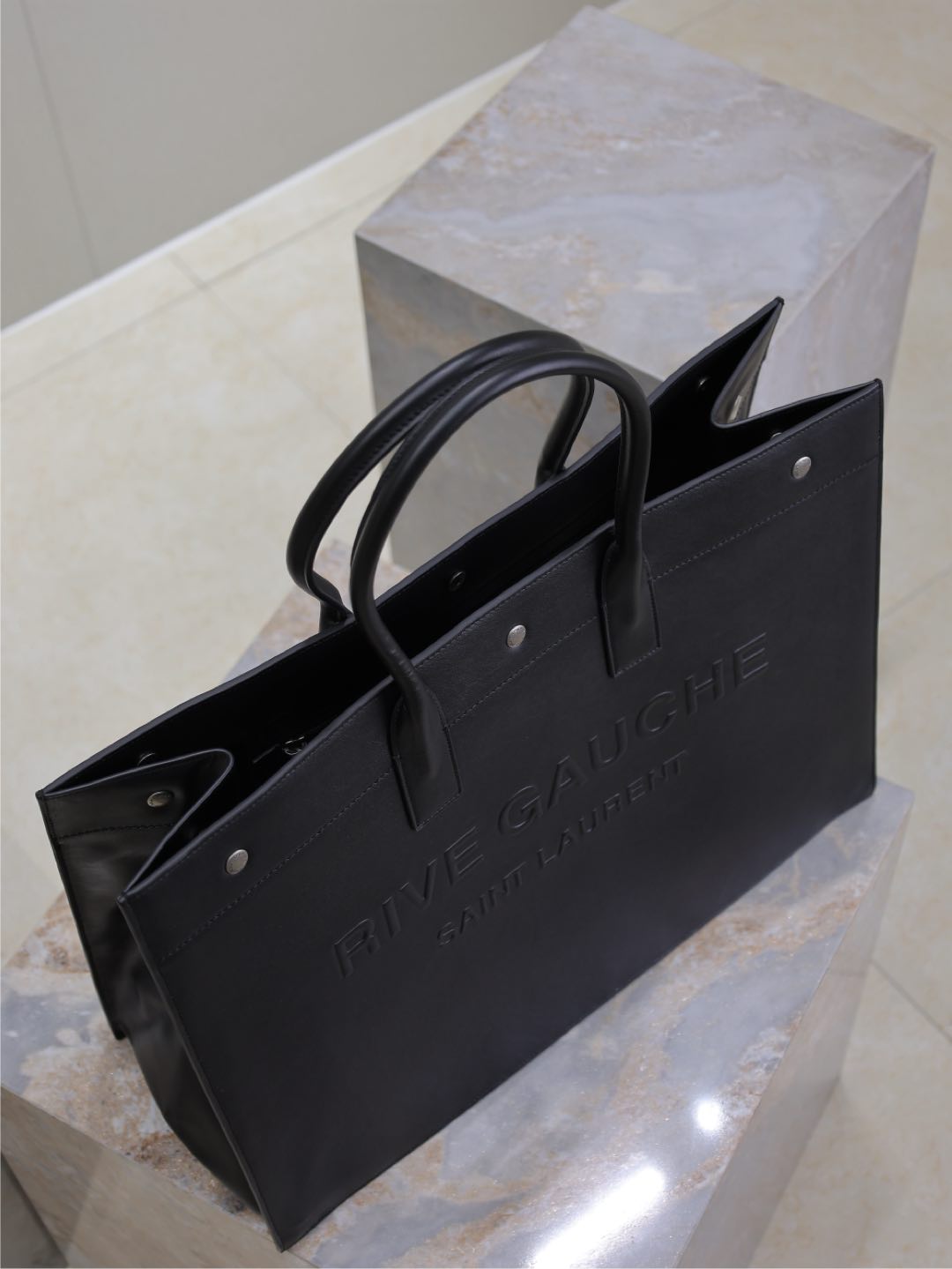 YSL 25S RIVE GAUCHE LARGE TOTE BAG 48 IN BLACK CALFSKIN