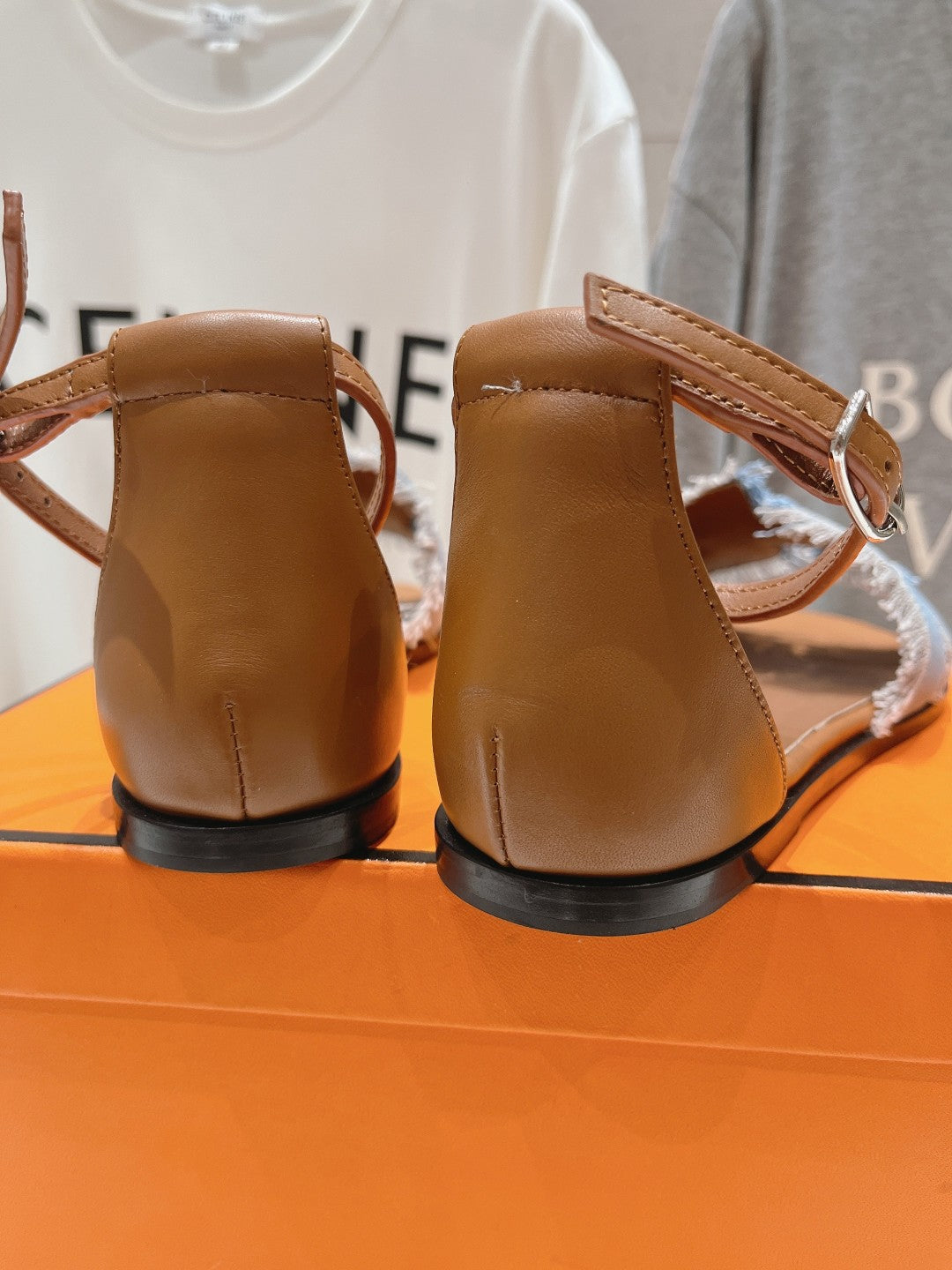 HERMES SANTORINI SANDAL BLEU CLAIR LAMBSKIN