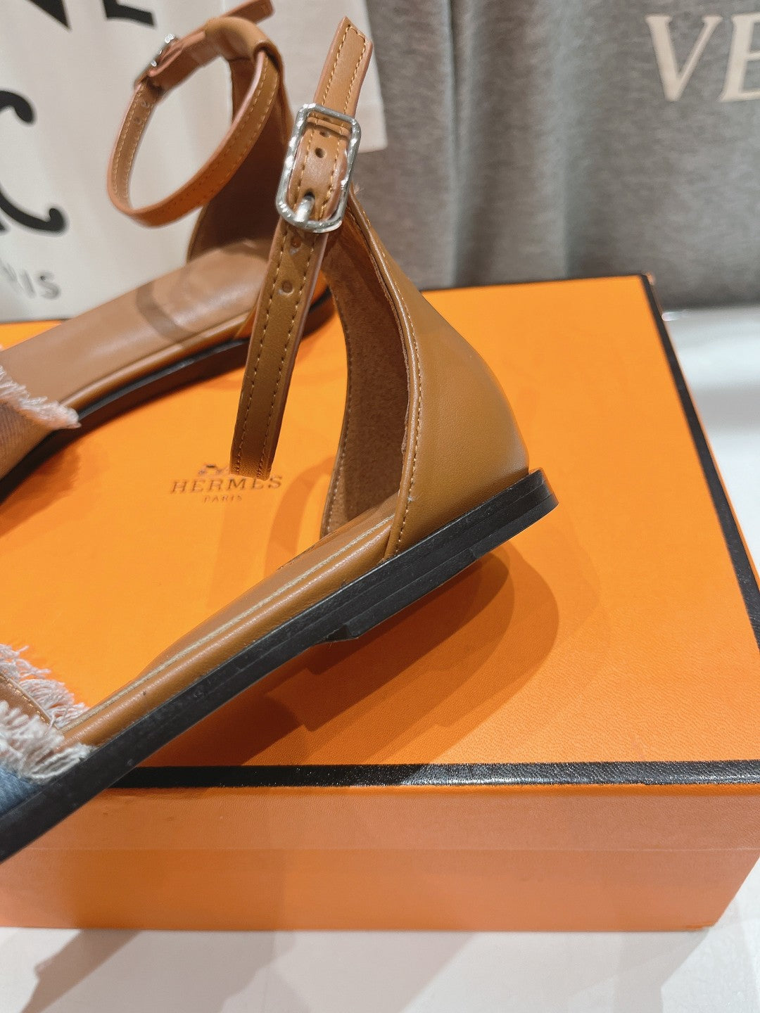 HERMES SANTORINI SANDAL BLEU CLAIR LAMBSKIN