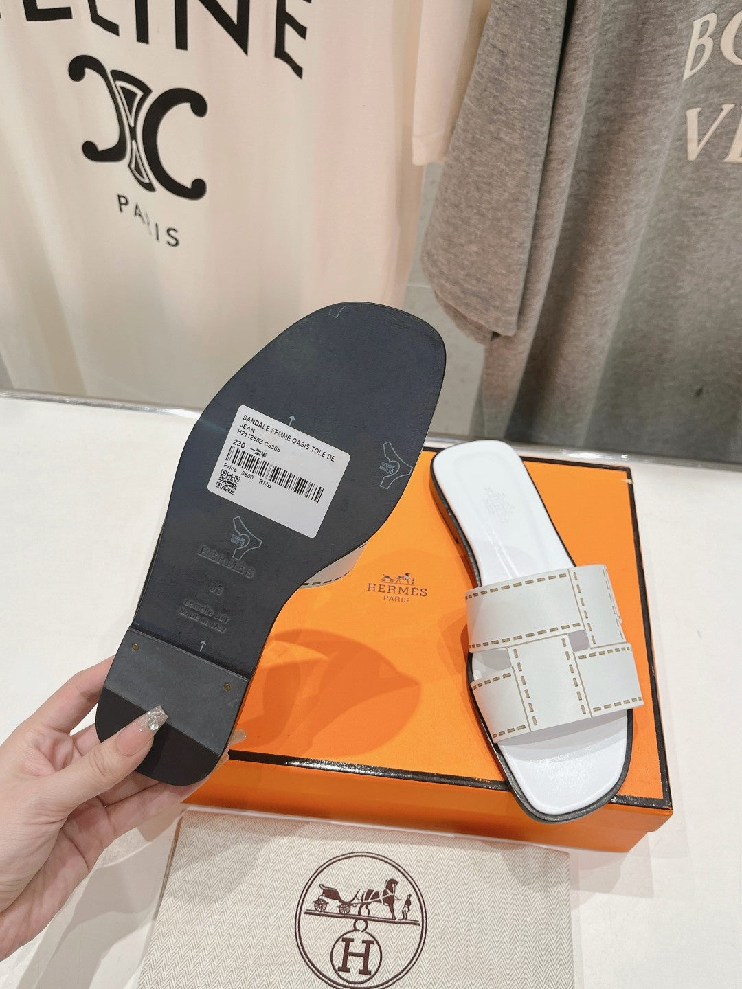 HERMES Idioma Sandal White Calfskin