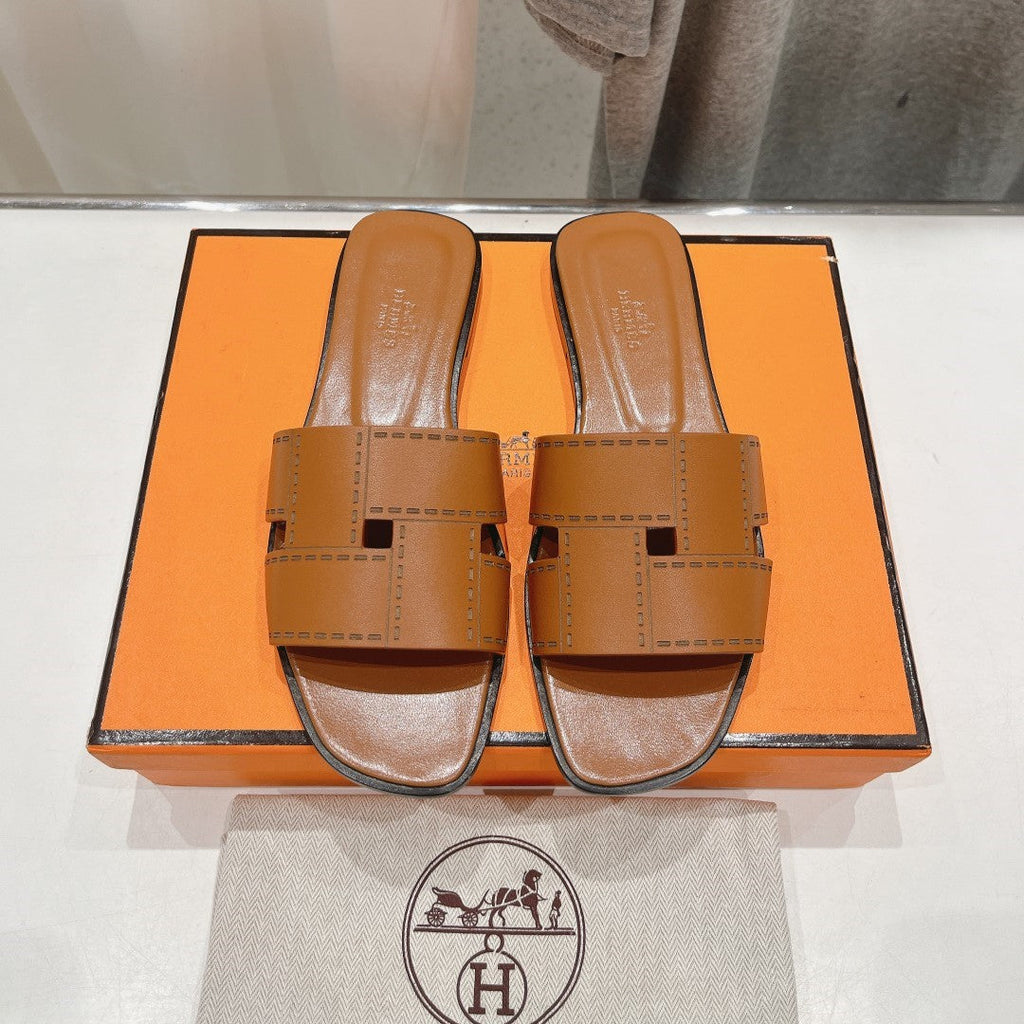 HERMES Idioma Sandal Tan Calfskin