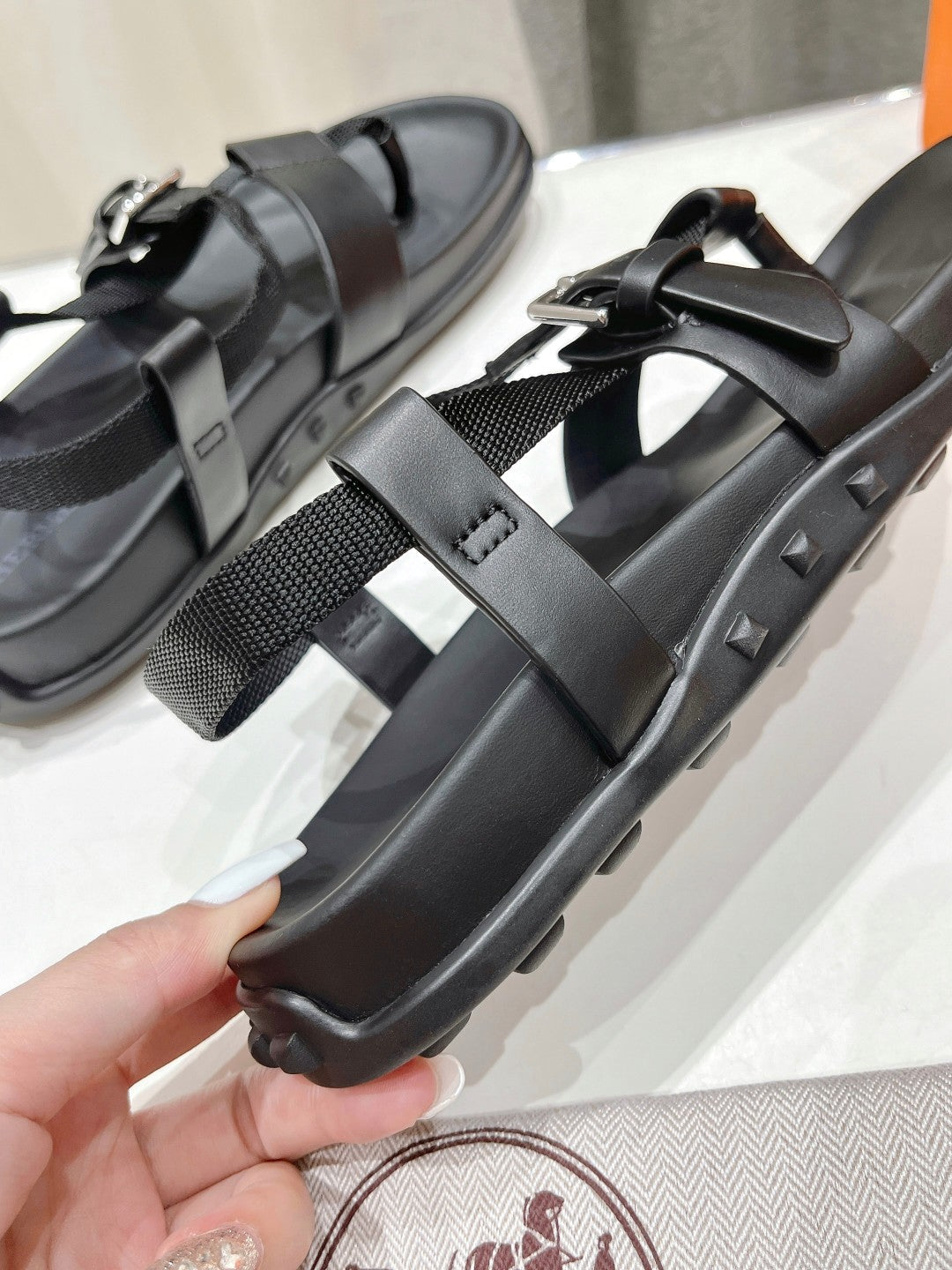 HERMES SANDAL BRAIDED 30 BLACK CALFSKIN
