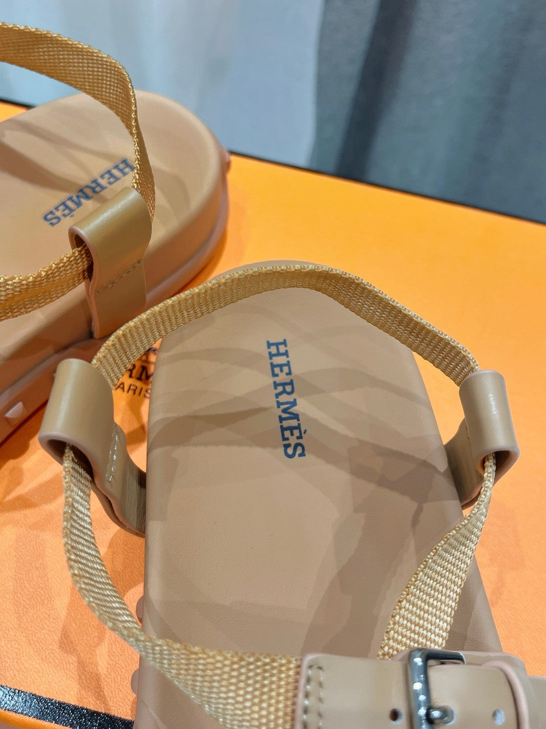 HERMES SANDAL BRAIDED 30 CHAMPAGNE CALFSKIN