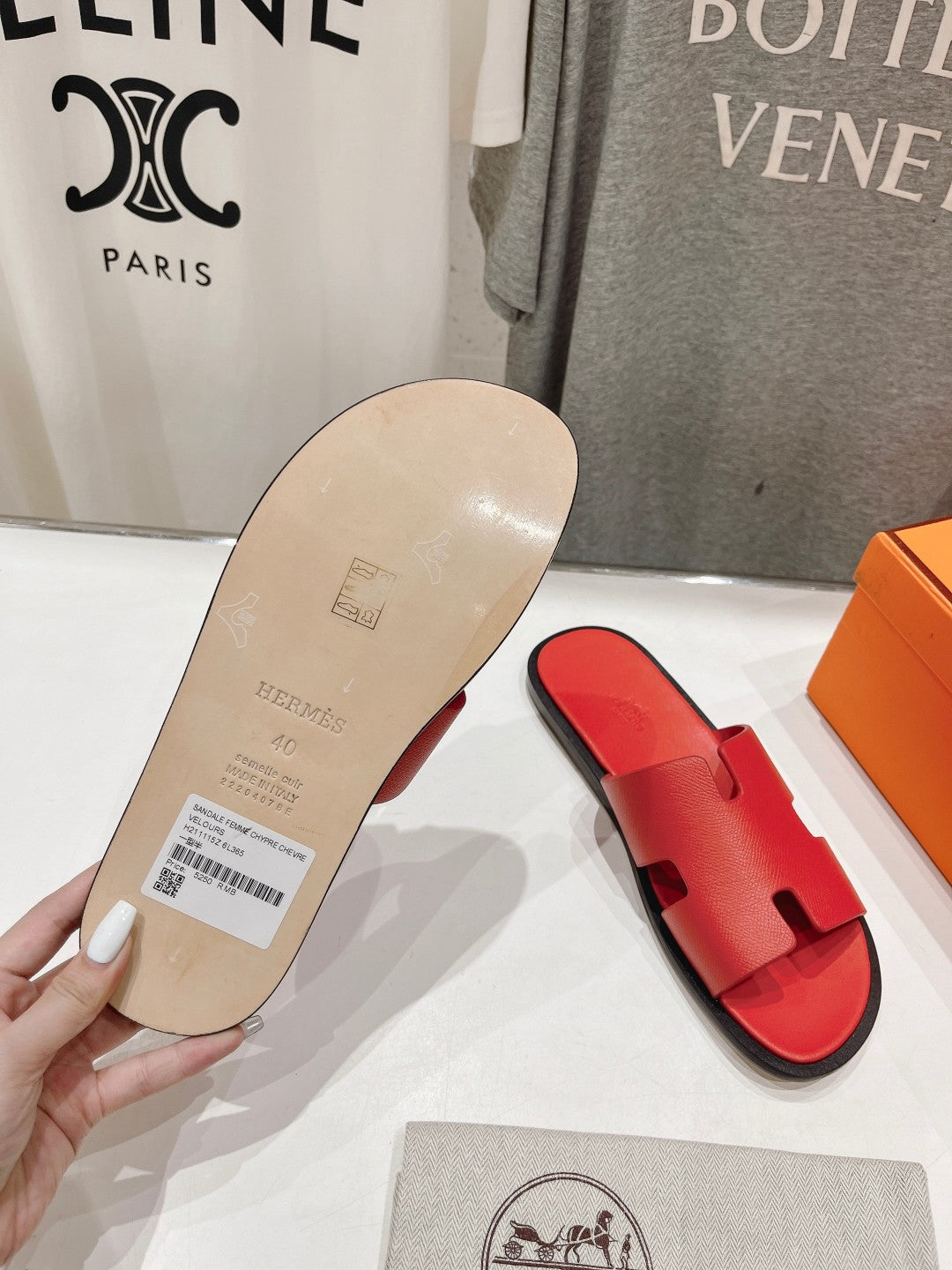HERMES IZMIR SANDAL CRIMSON LAMBSKIN