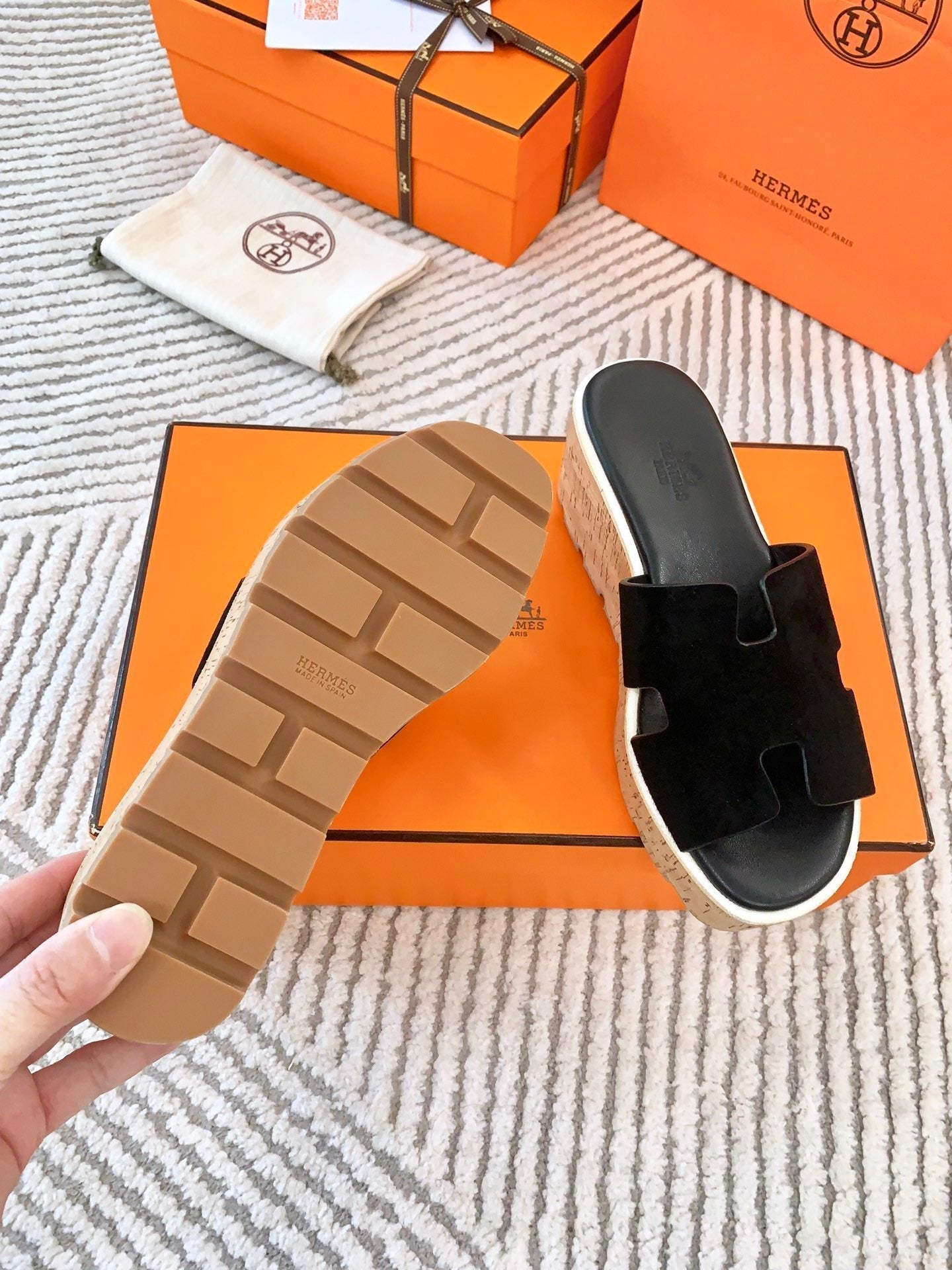 HERMES EZE 65 SANDAL BLACK SUEDE