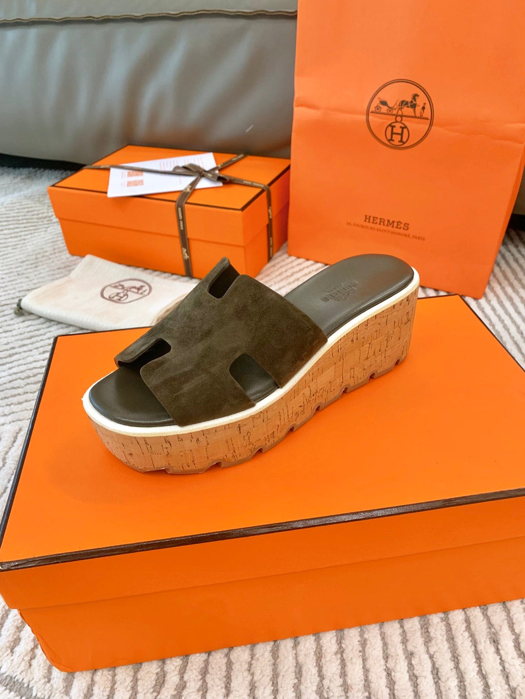 HERMES EZE 65 SANDAL ARMY SUEDE