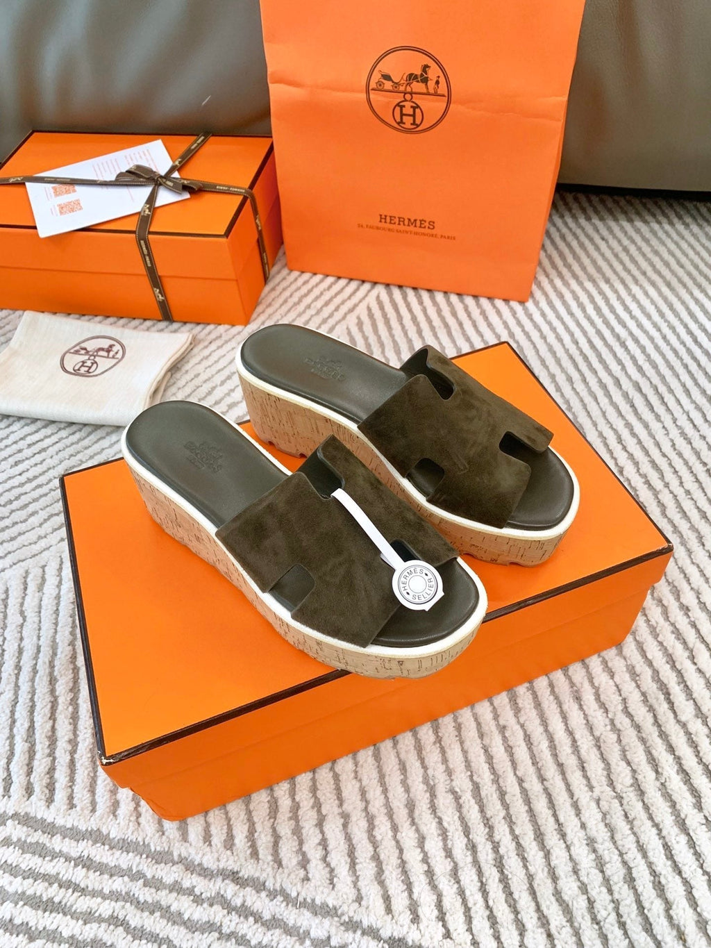HERMES EZE 65 SANDAL ARMY SUEDE