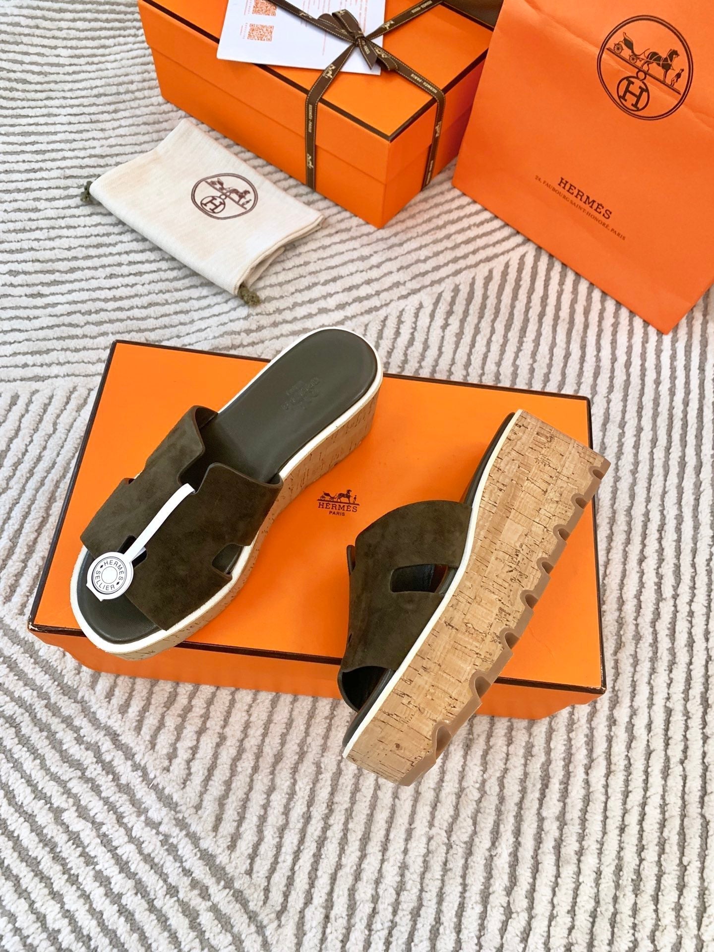 HERMES EZE 65 SANDAL ARMY SUEDE