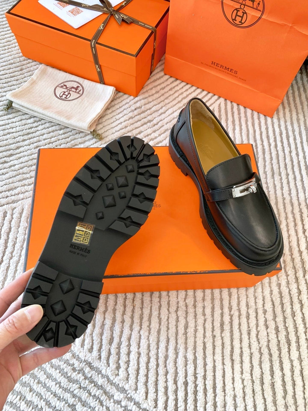 HERMES ICONE LOAFER IN BLACK CALFSKIN
