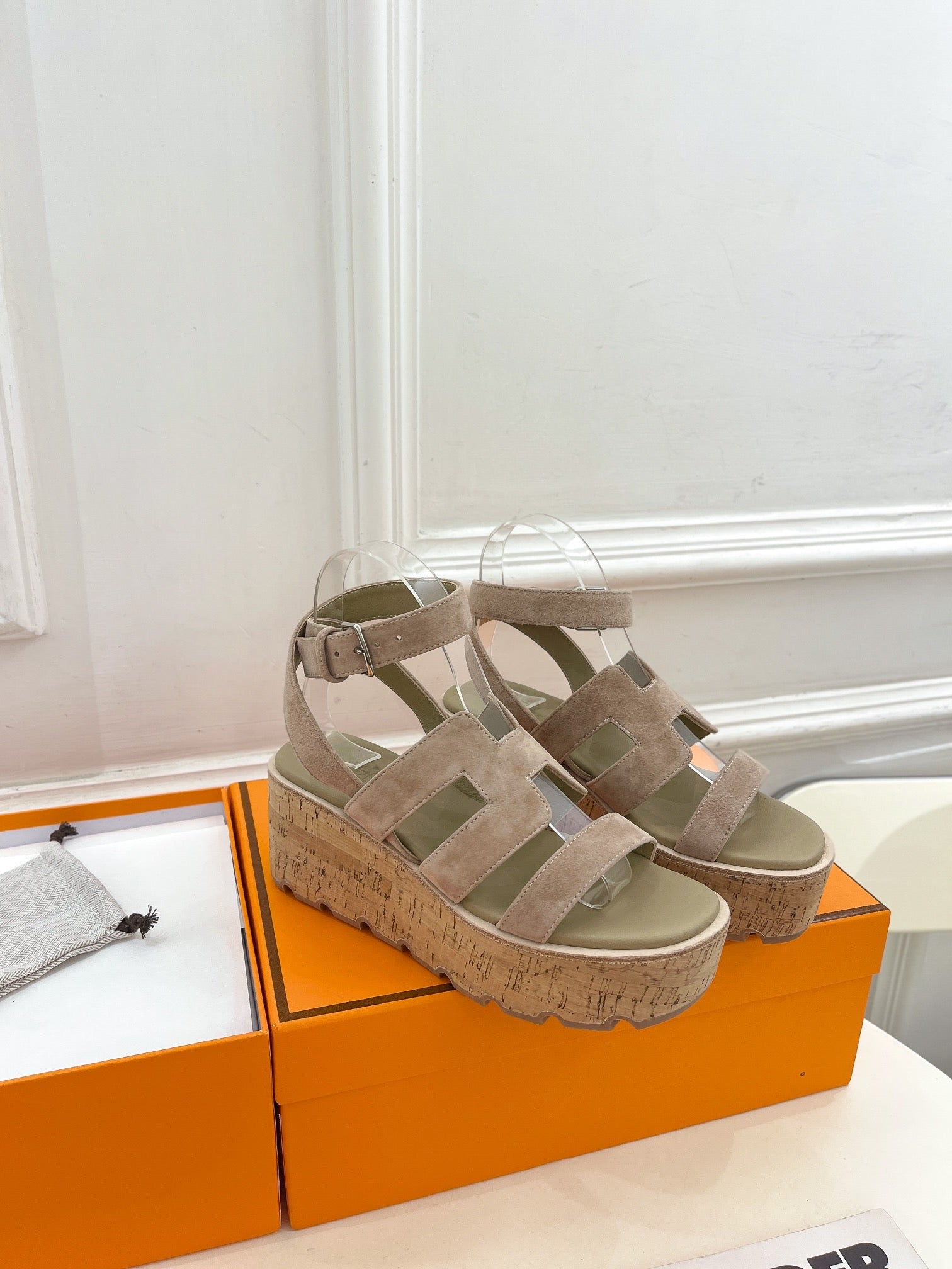 HERMES Havane 30 Sandal Light Brown Suede