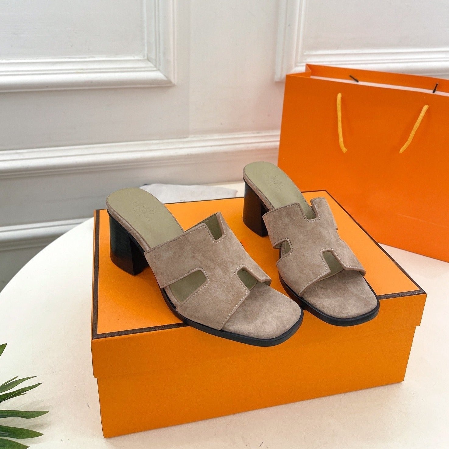 HERMES HELIA 60 SANDAL LIGHT BROWN SUEDE