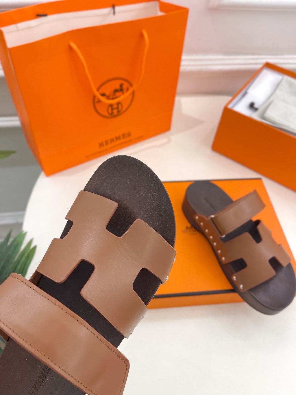 HERMES KOS CLOG IN BRONZE BROWN CALFSKIN
