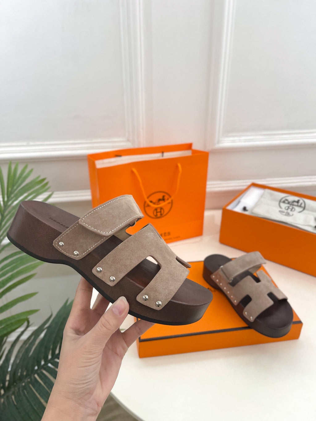 HERMES KOS CLOG IN KHAKI BROWN SUEDE