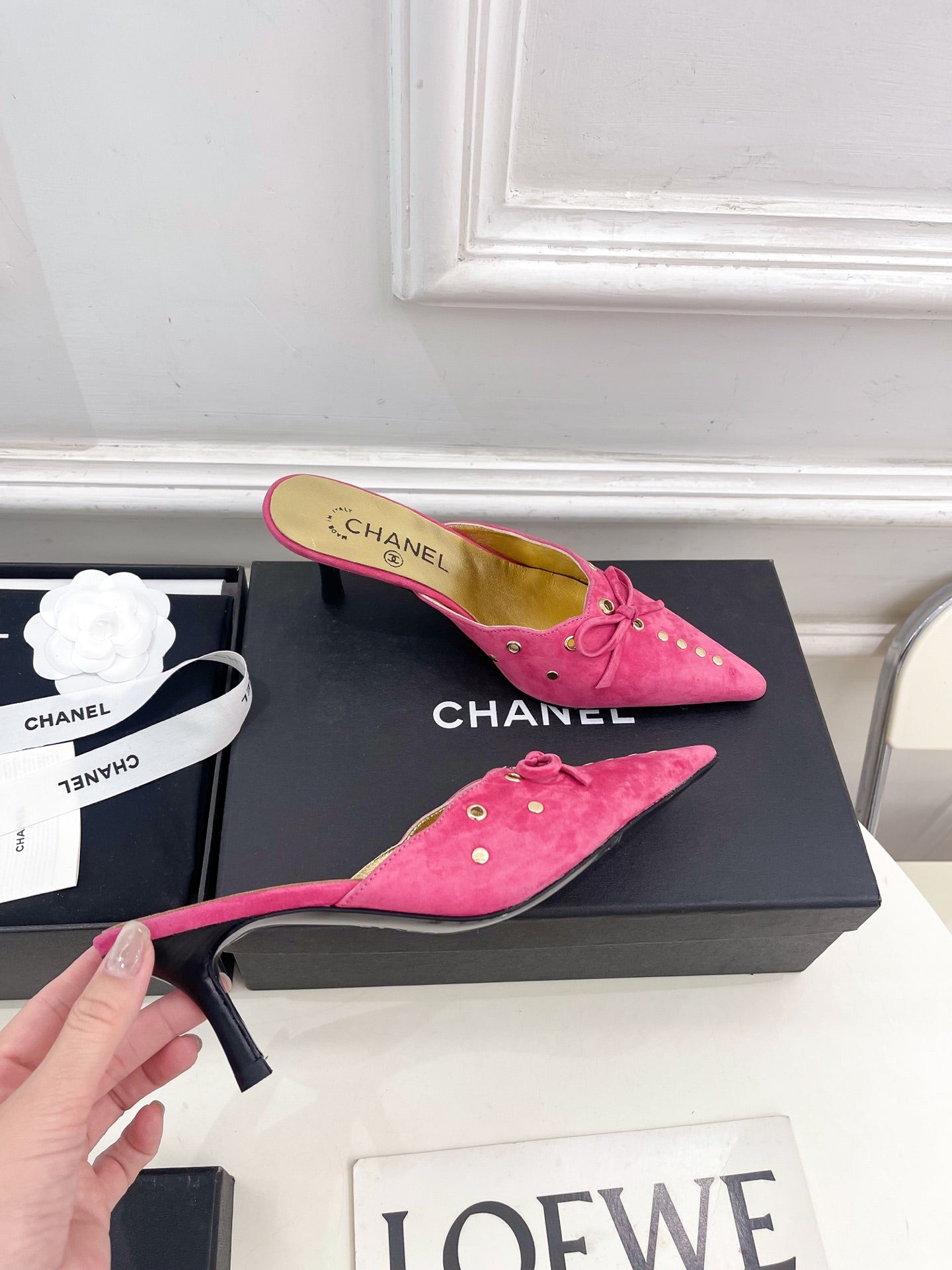 CHANEL HIGH 65 MM MULE IN DEEP PINK SUEDE