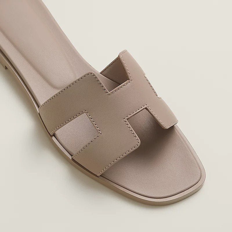 HERMES 0RAN SANDAL BEIGE MASTIC