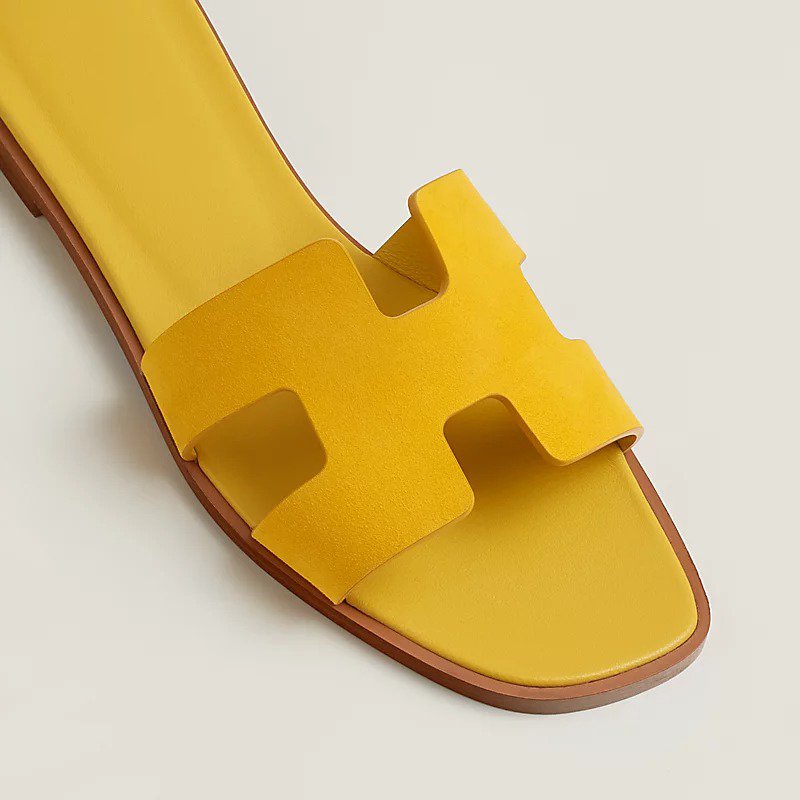 HERMES 0RAN SANDAL JAUNE BOUTON