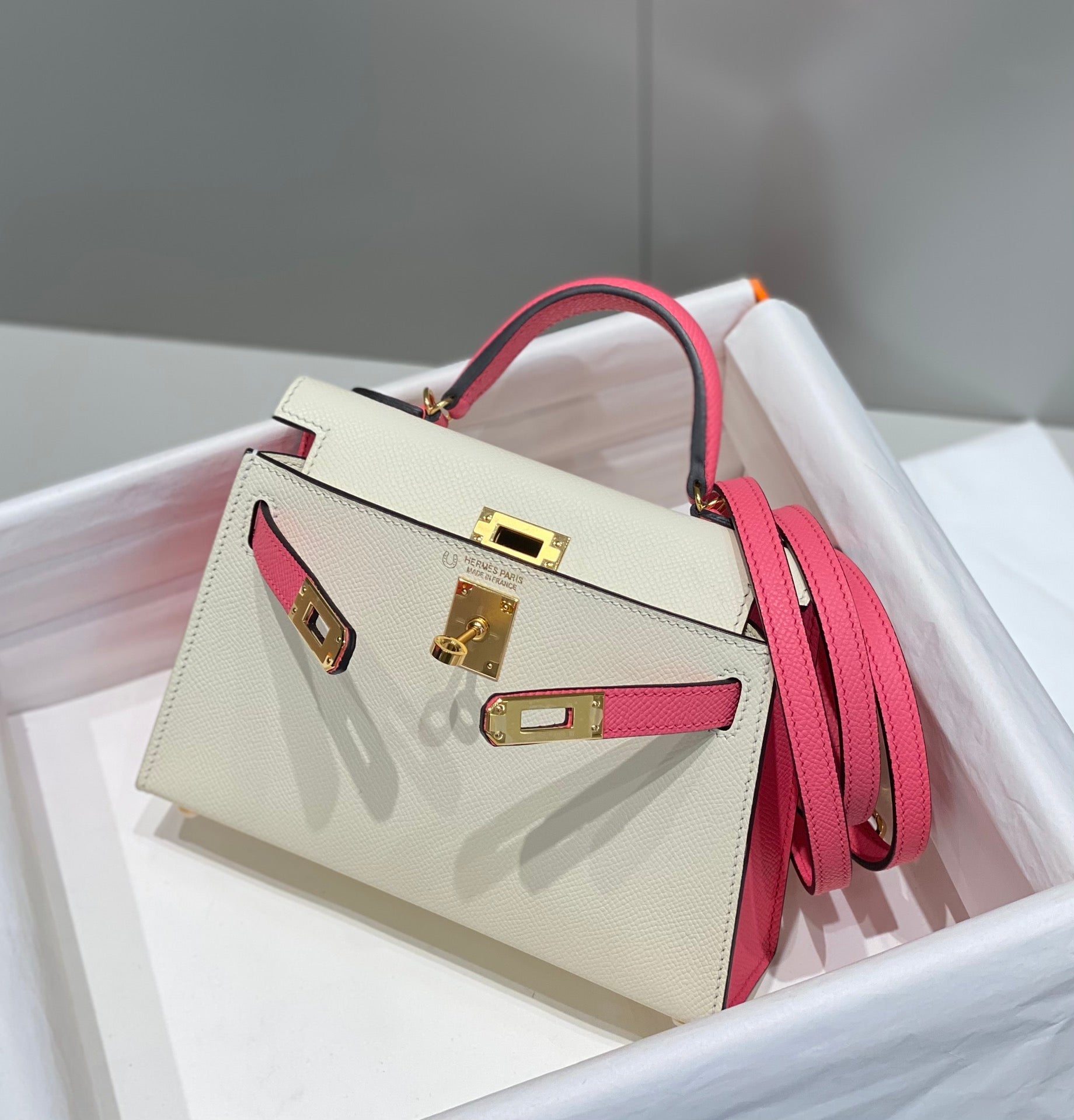 HERMES KELLY MINI 20 WHITE PINK EPSOM GOLD HARDWARE