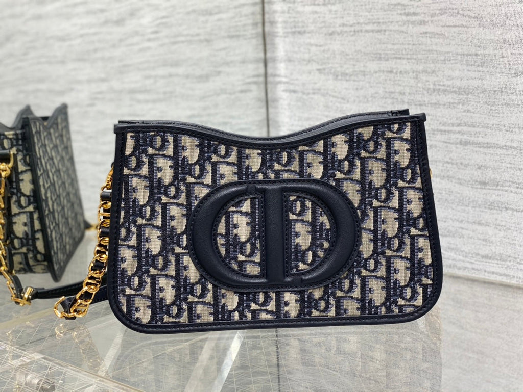 DIOR CD SIGNATURE HOBO 23.5CM BLUE OBLIQUE EMBROIDERY