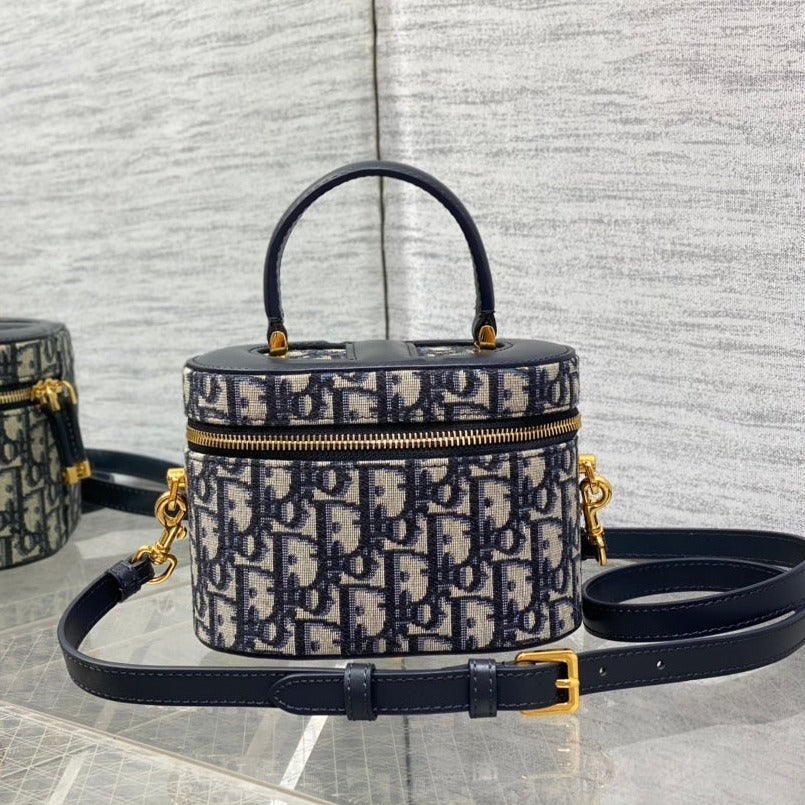 DIOR CD SIGNATURE VANITY 16CM BLUE OBLIQUE EMBROIDERY
