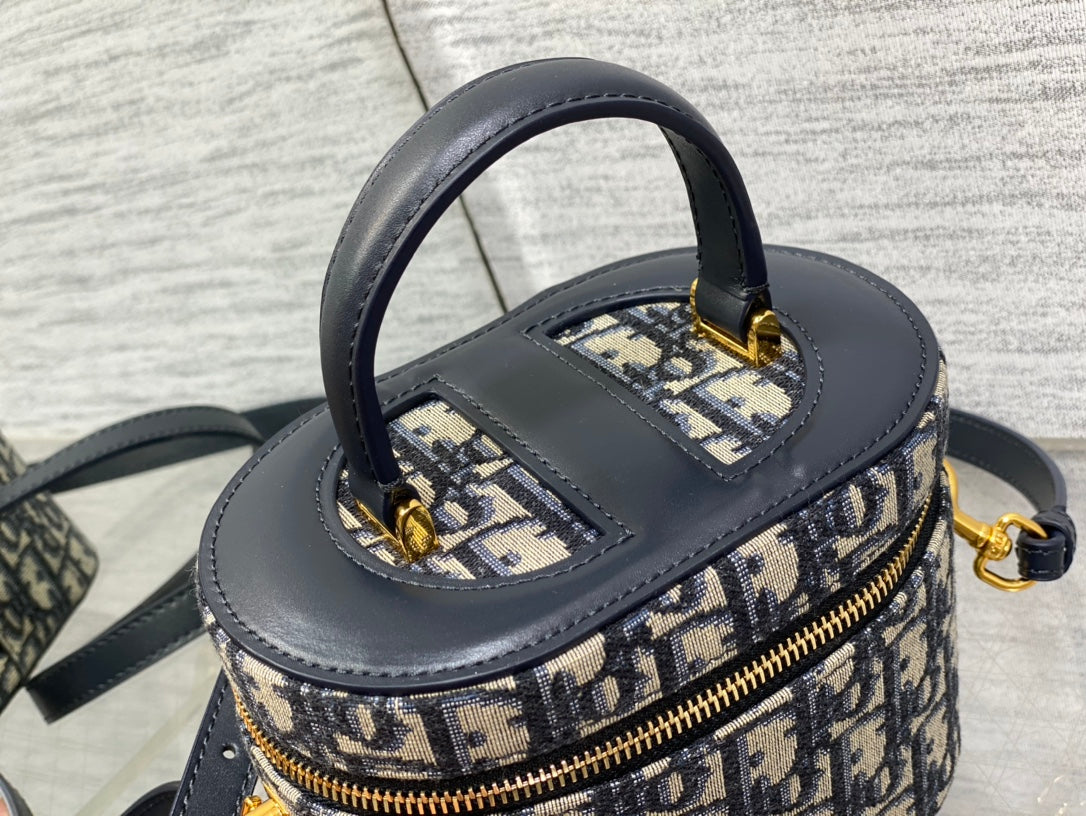 DIOR CD SIGNATURE VANITY 16CM BLUE OBLIQUE EMBROIDERY