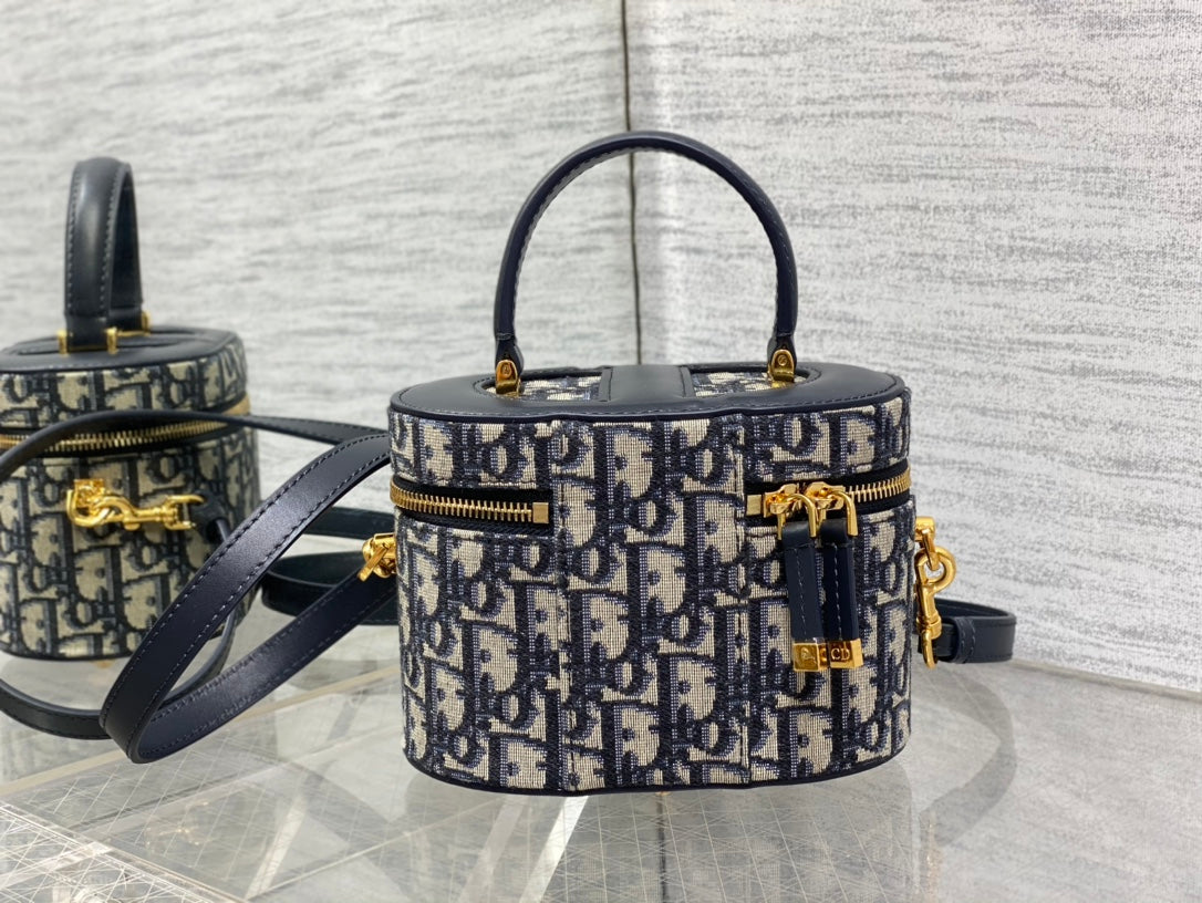 DIOR CD SIGNATURE VANITY 16CM BLUE OBLIQUE EMBROIDERY