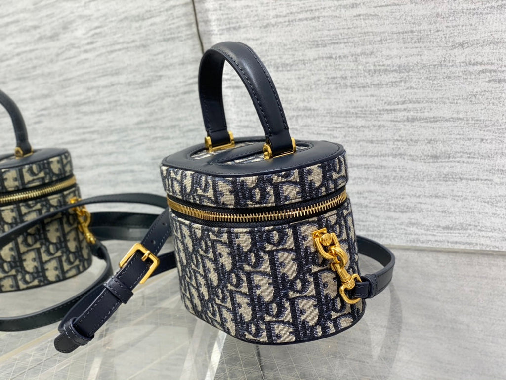 DIOR CD SIGNATURE VANITY 16CM BLUE OBLIQUE EMBROIDERY