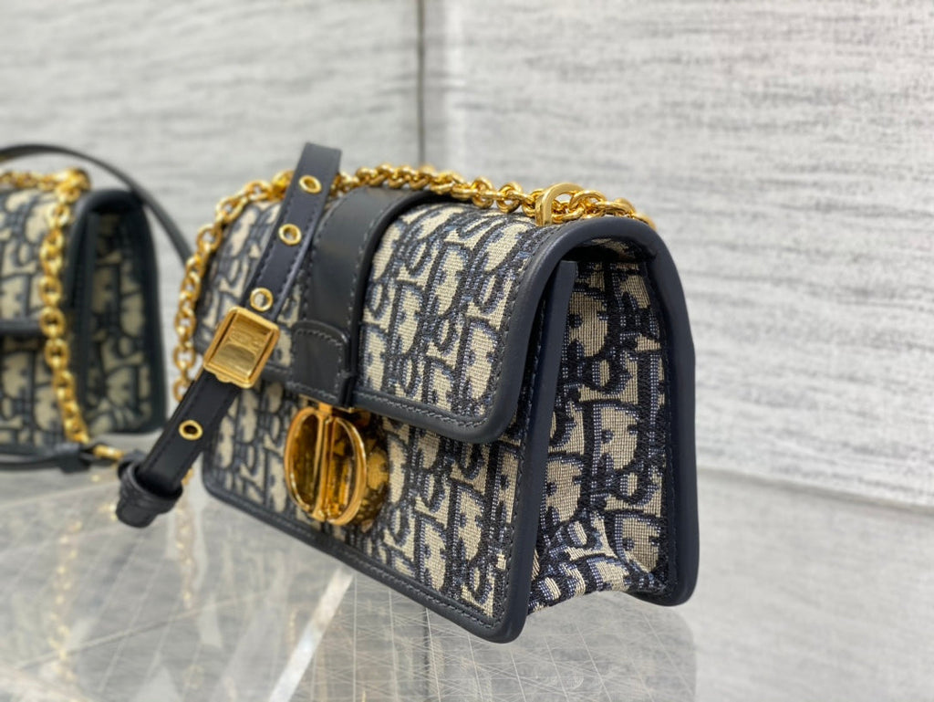 DIOR 30 MONTAIGNE 21.5CM BLUE OBLIQUE EMBROIDERY