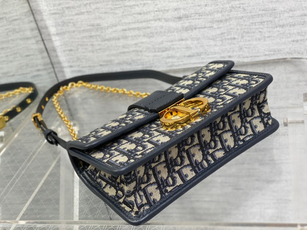 DIOR 30 MONTAIGNE 21.5CM BLUE OBLIQUE EMBROIDERY