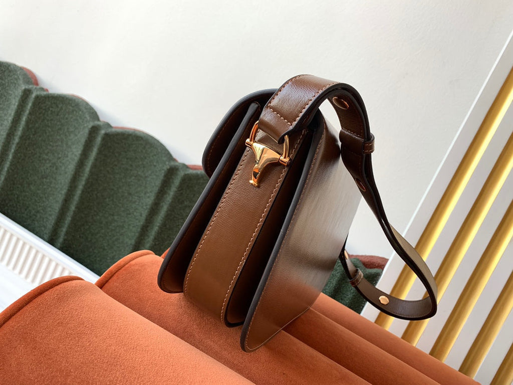 GUCCI 1955 Horsebit Bag 25cm Brown Calfskin Gold Hardware